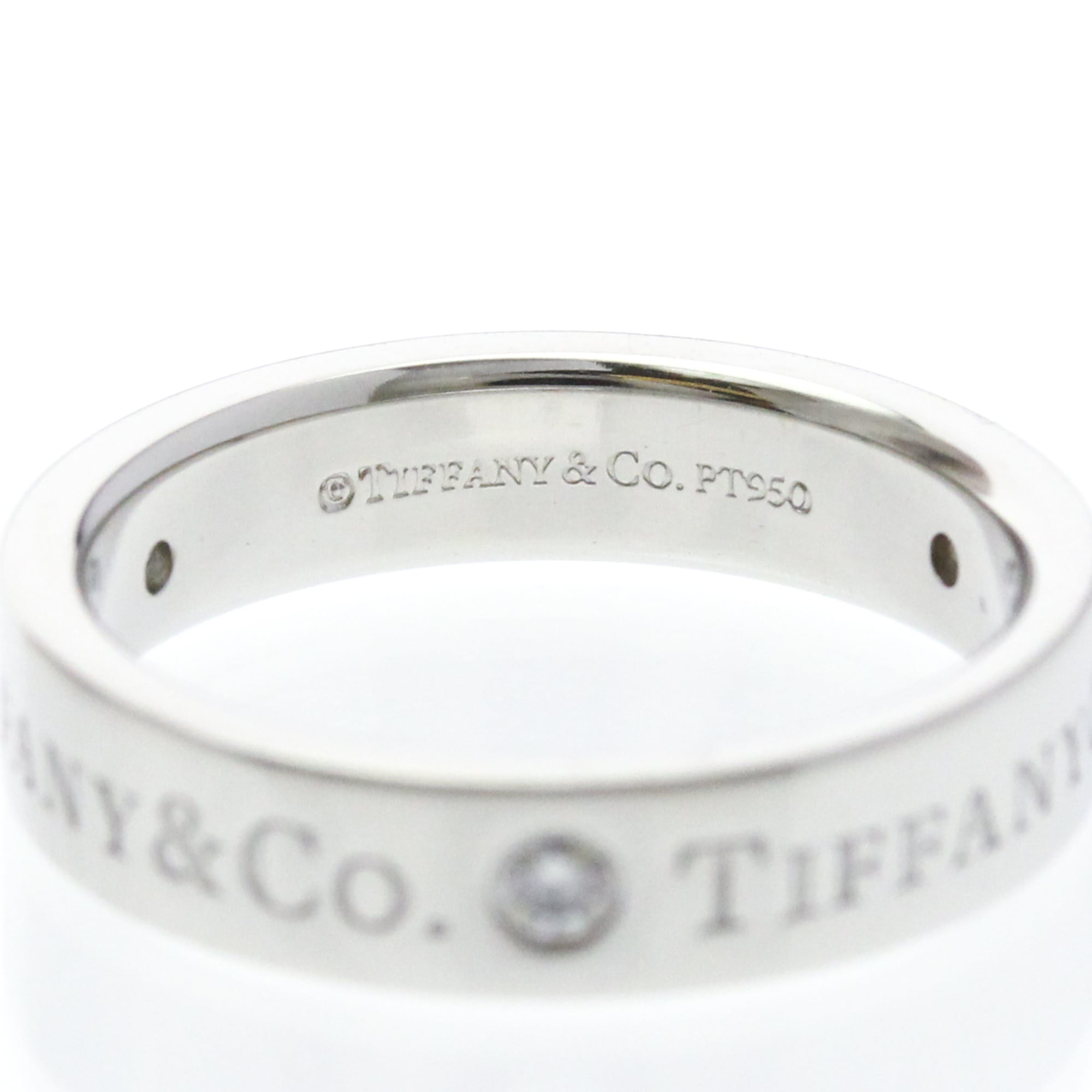 Tiffany Platinum Band · Three Diamonds