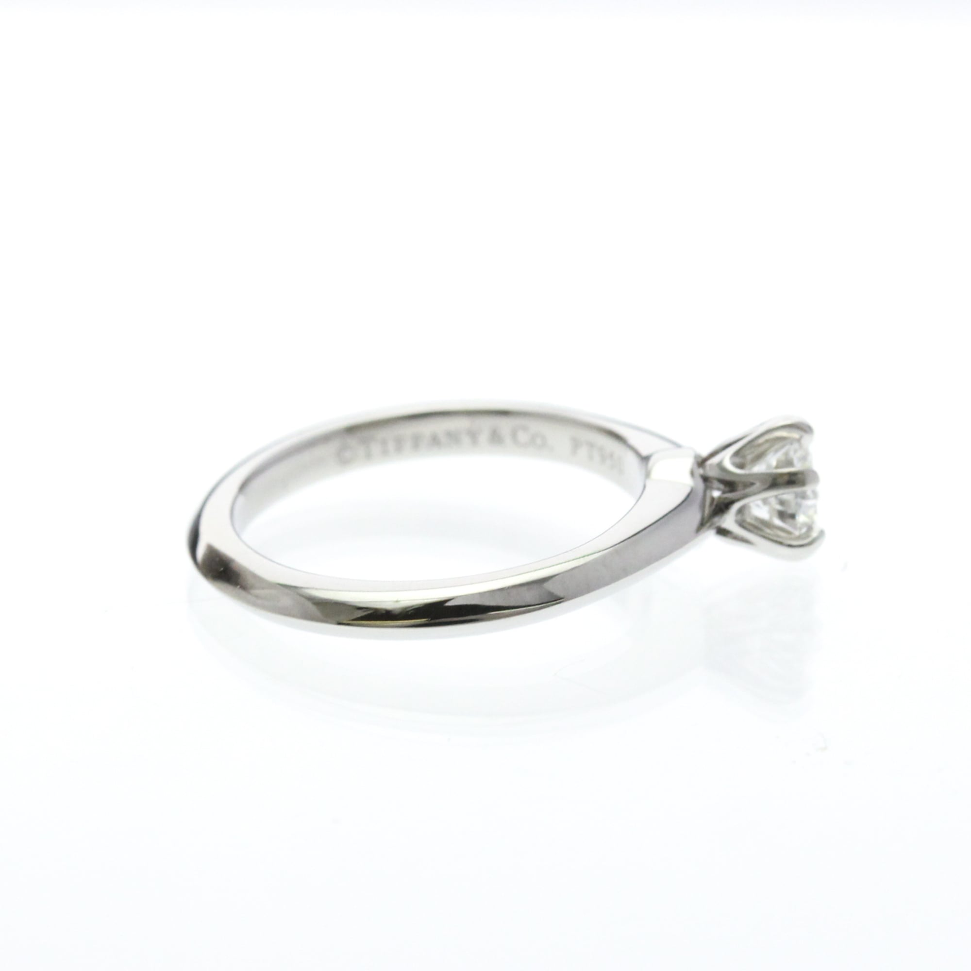 Tiffany Solitaire Diamond · Platinum