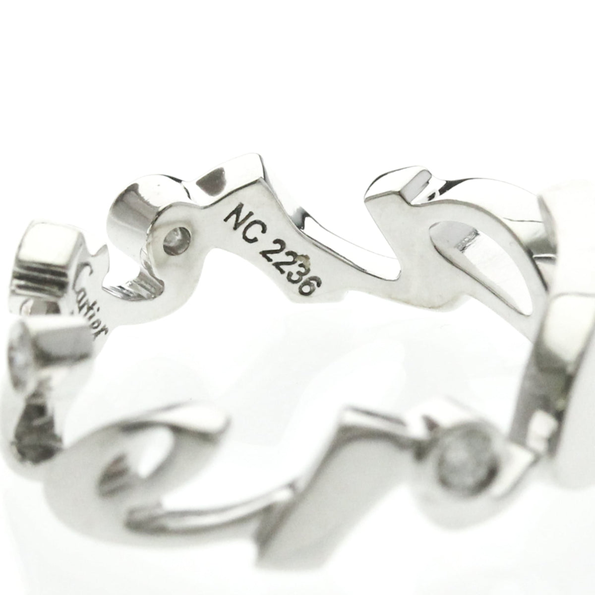 Cartier Signature · Diamond · 18K White Gold