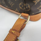 Louis Vuitton Montsouris MM · Monogram