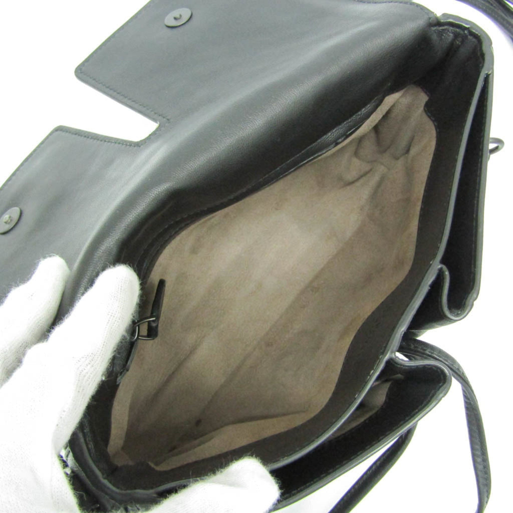 Bottega Veneta Intrecciato · Leather
