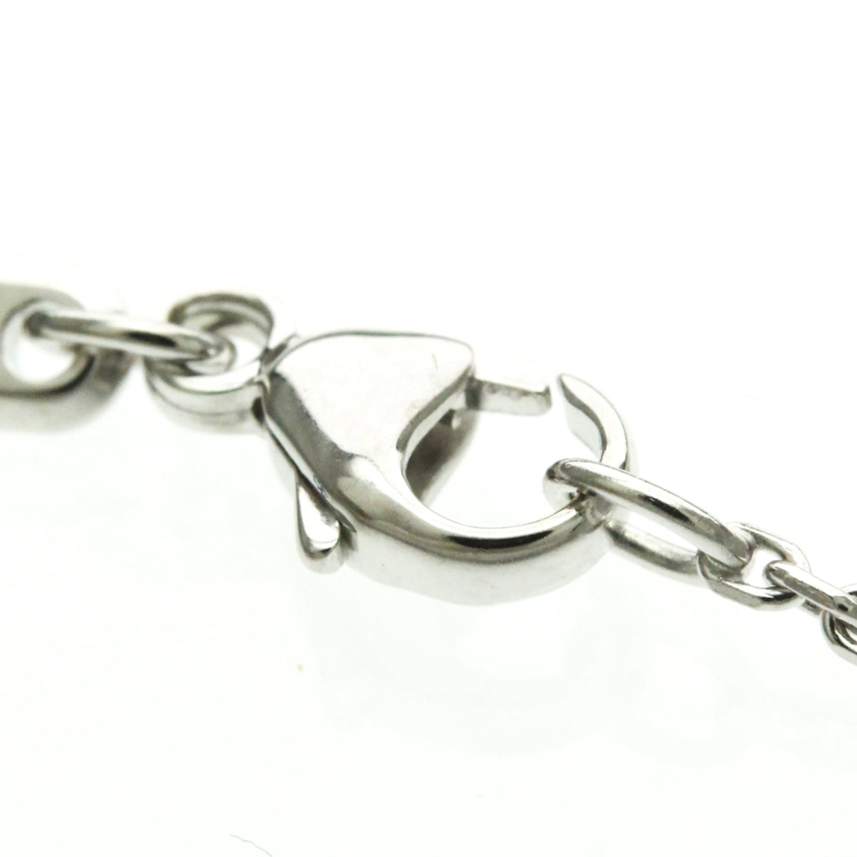 Chopard Happy Diamonds · 18K White Gold