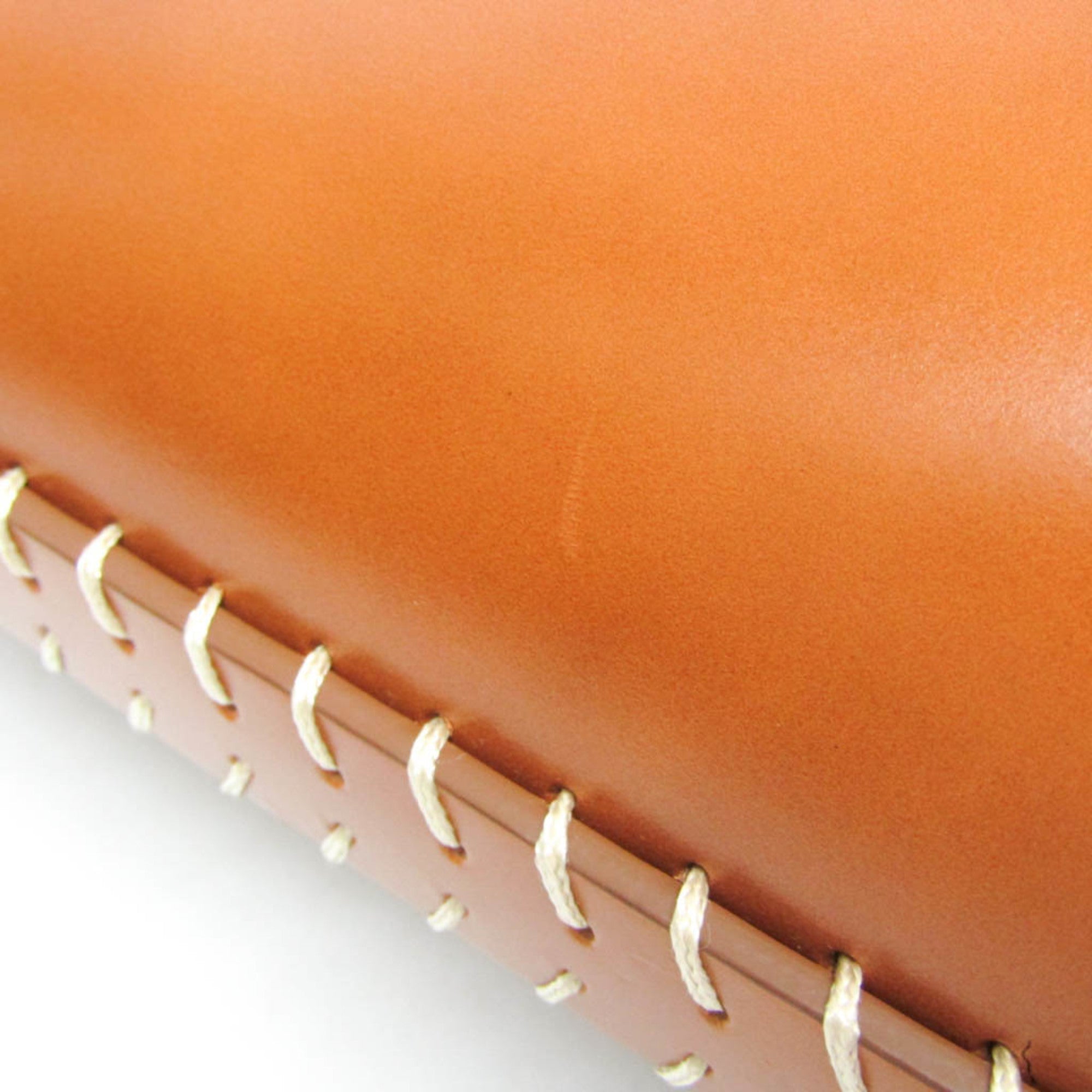Chloé Loela · Small Bucket