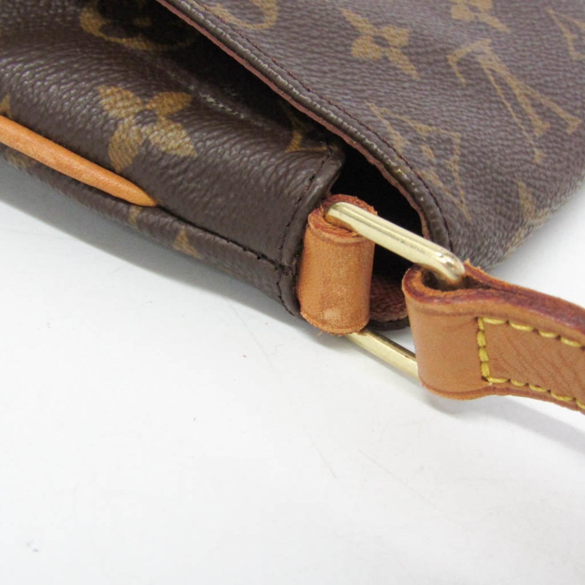 Louis Vuitton Musette Salsa · Monogram