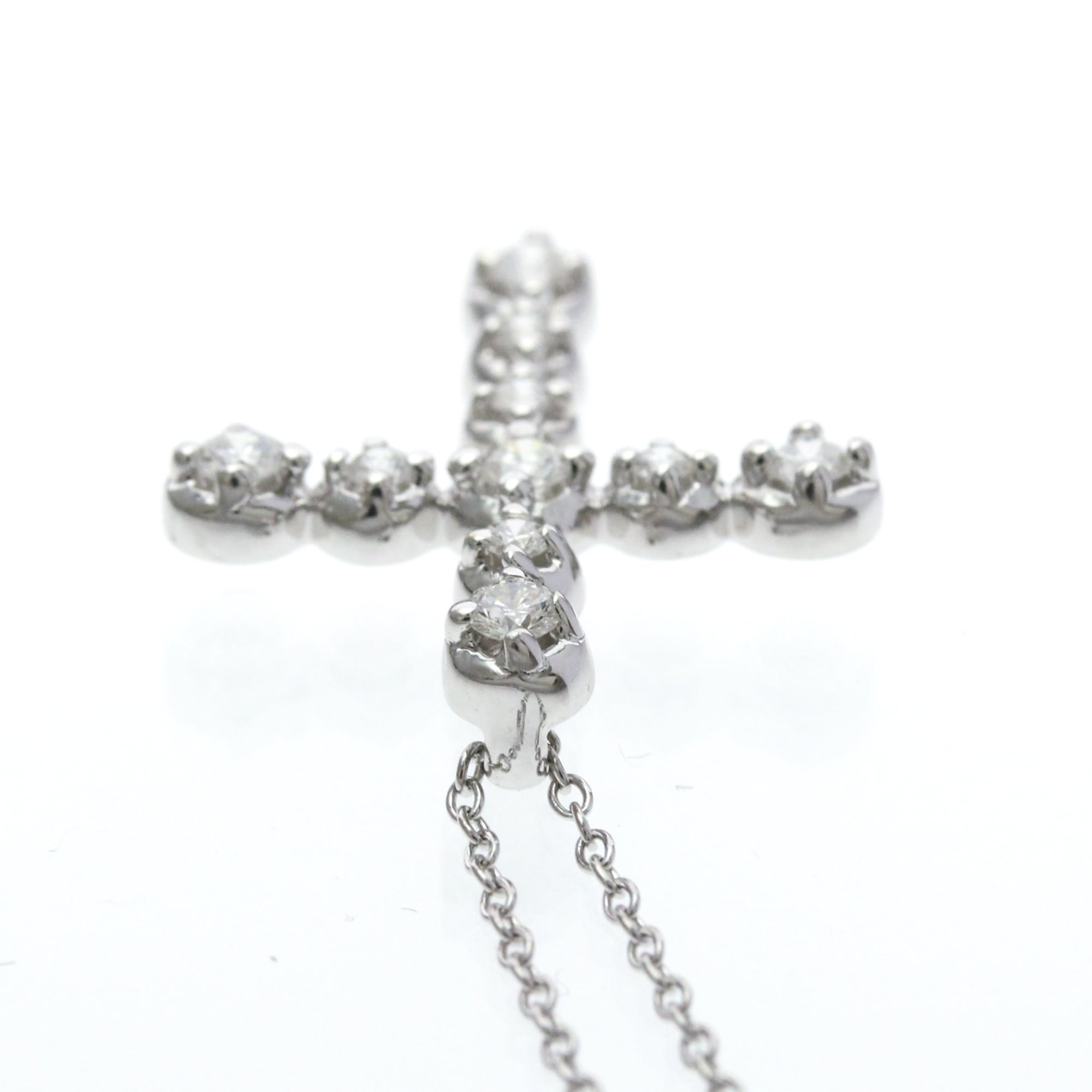 Tiffany Tenderness · 18K White Gold · Diamond