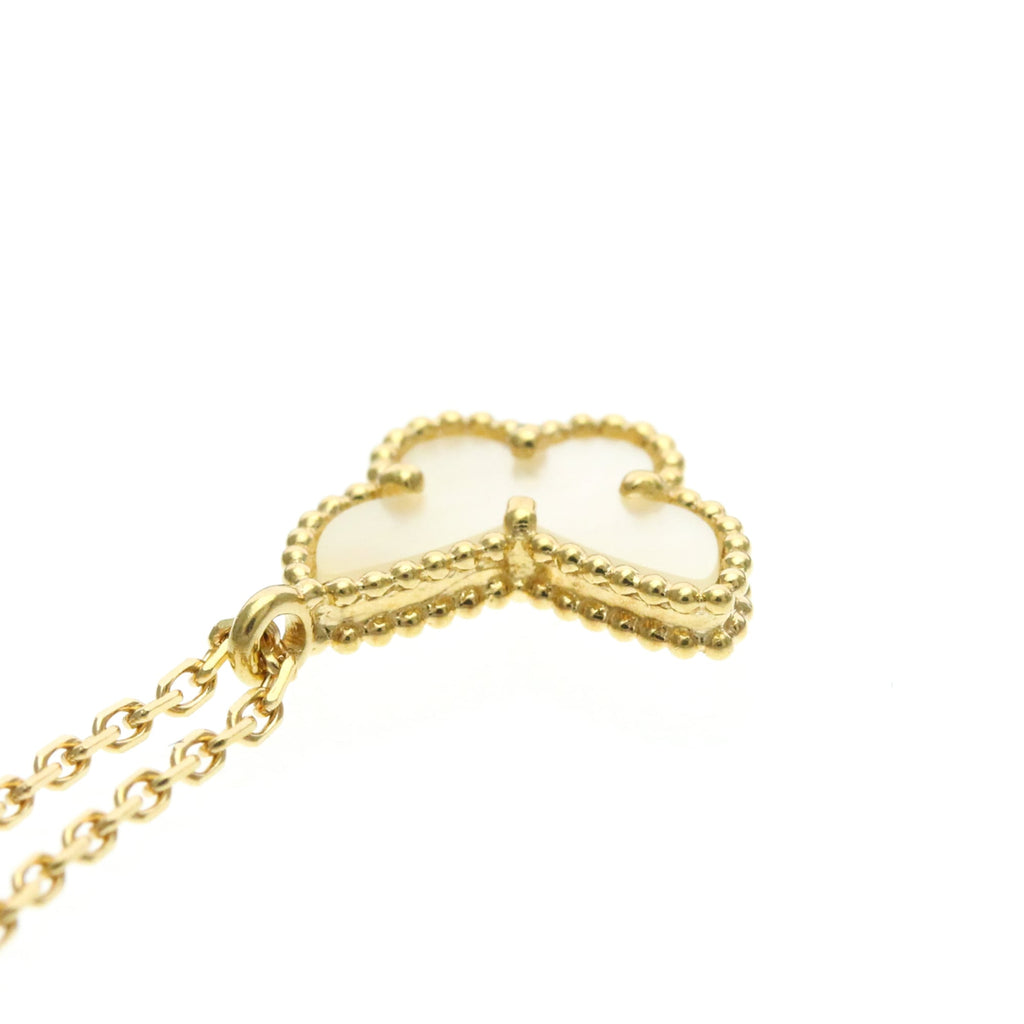 Van Cleef & Arpels Sweet Alhambra · Mother of Pearl