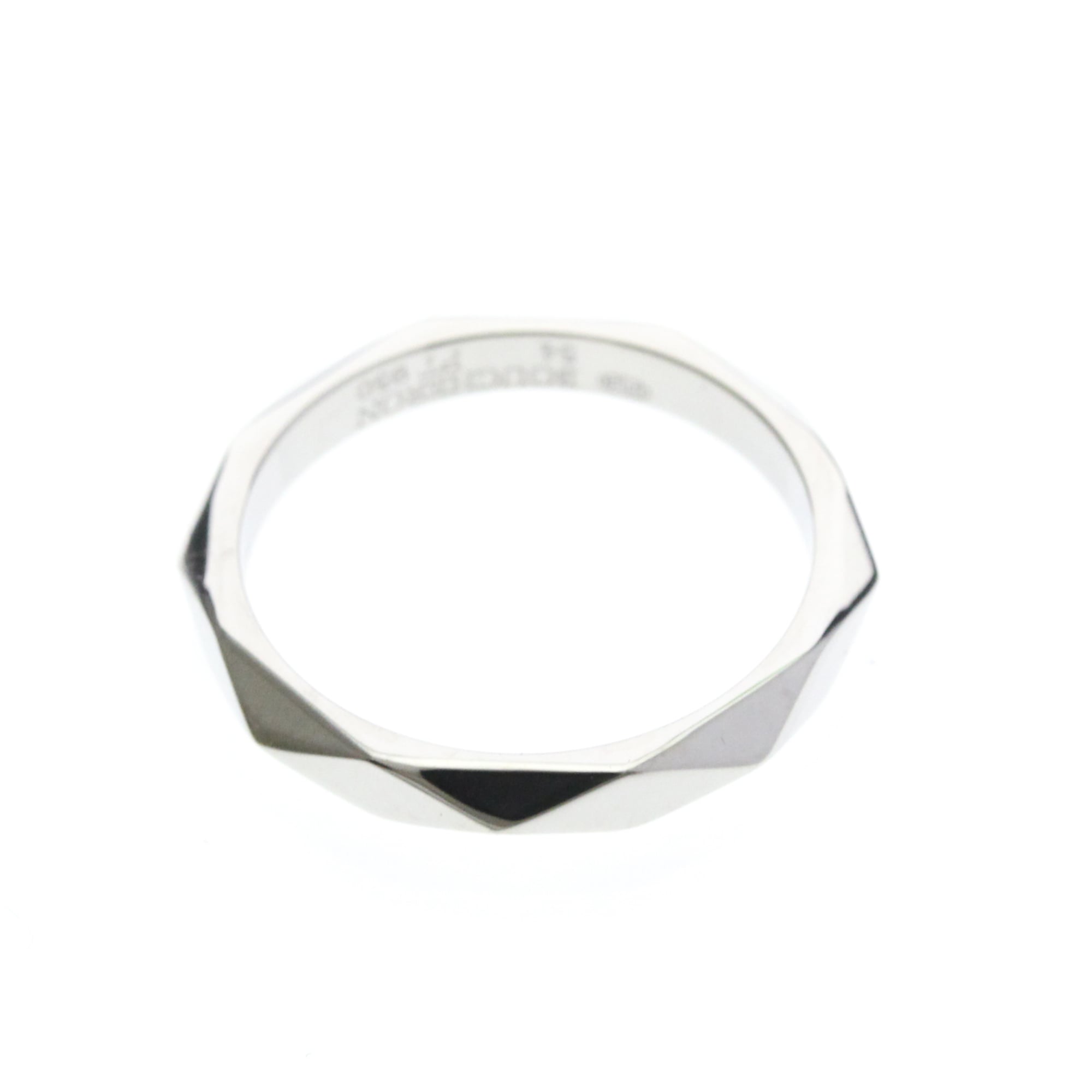 Boucheron Faceted · Platinum