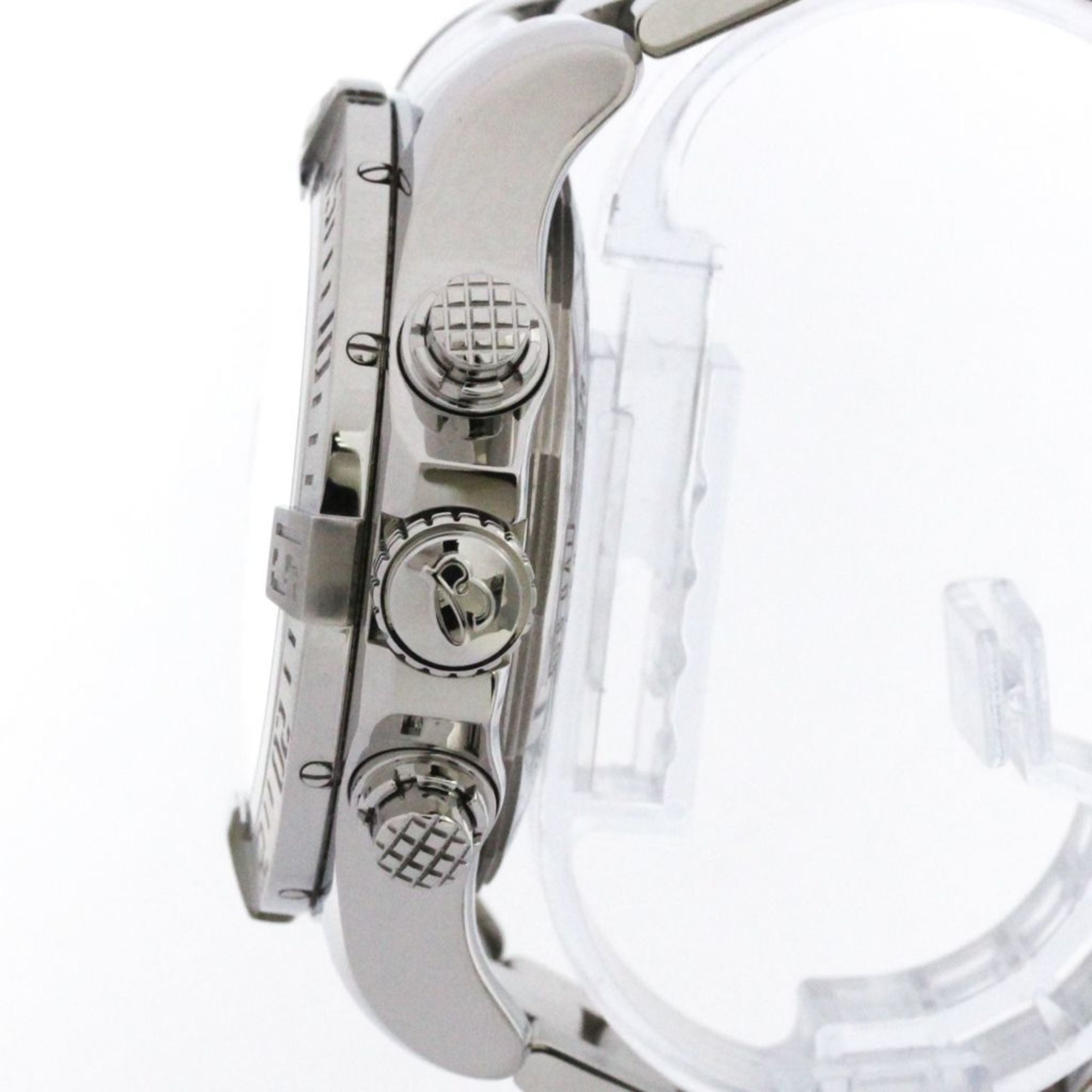 Breitling Super Avenger II · Chronograph