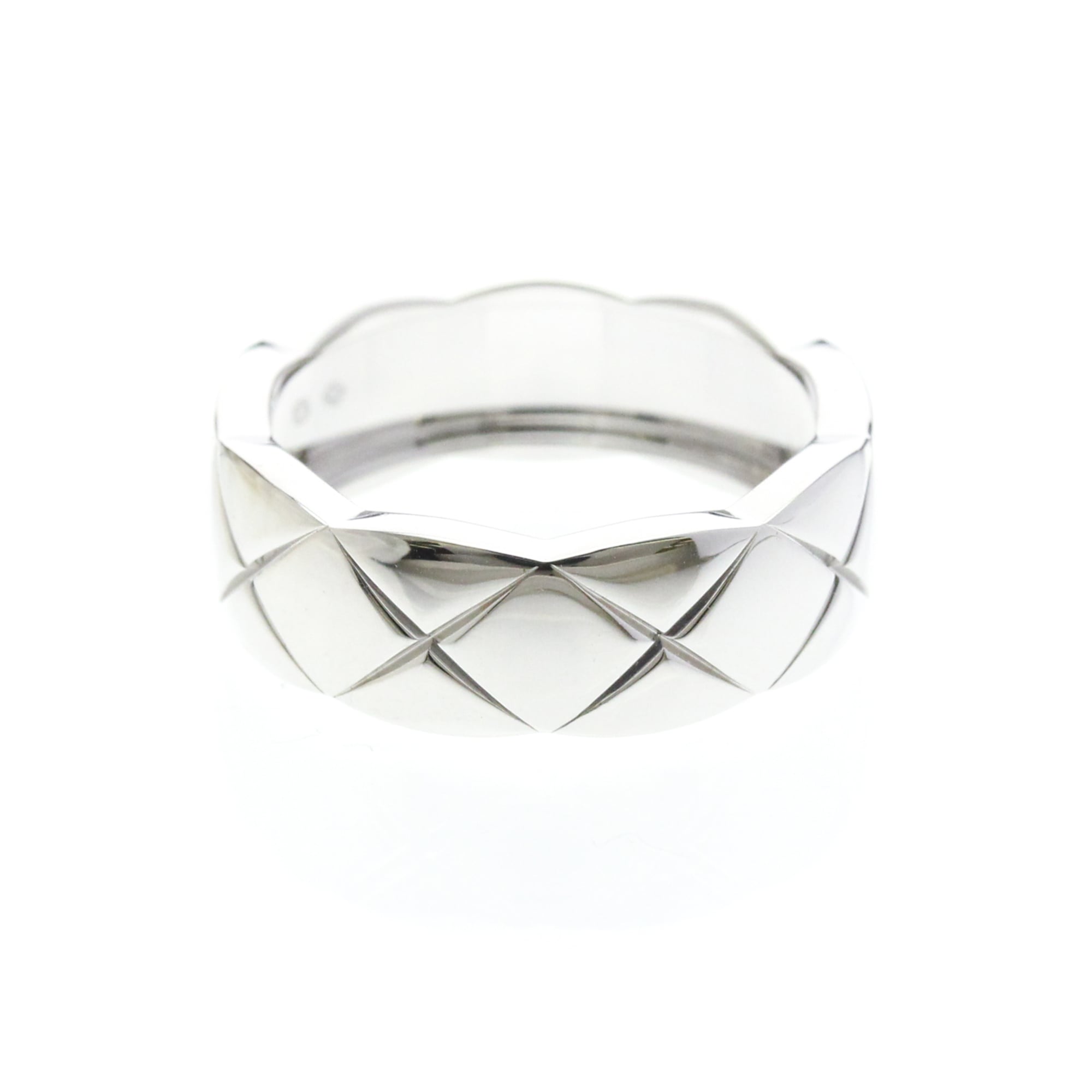 Chanel Coco Crush · 18K White Gold