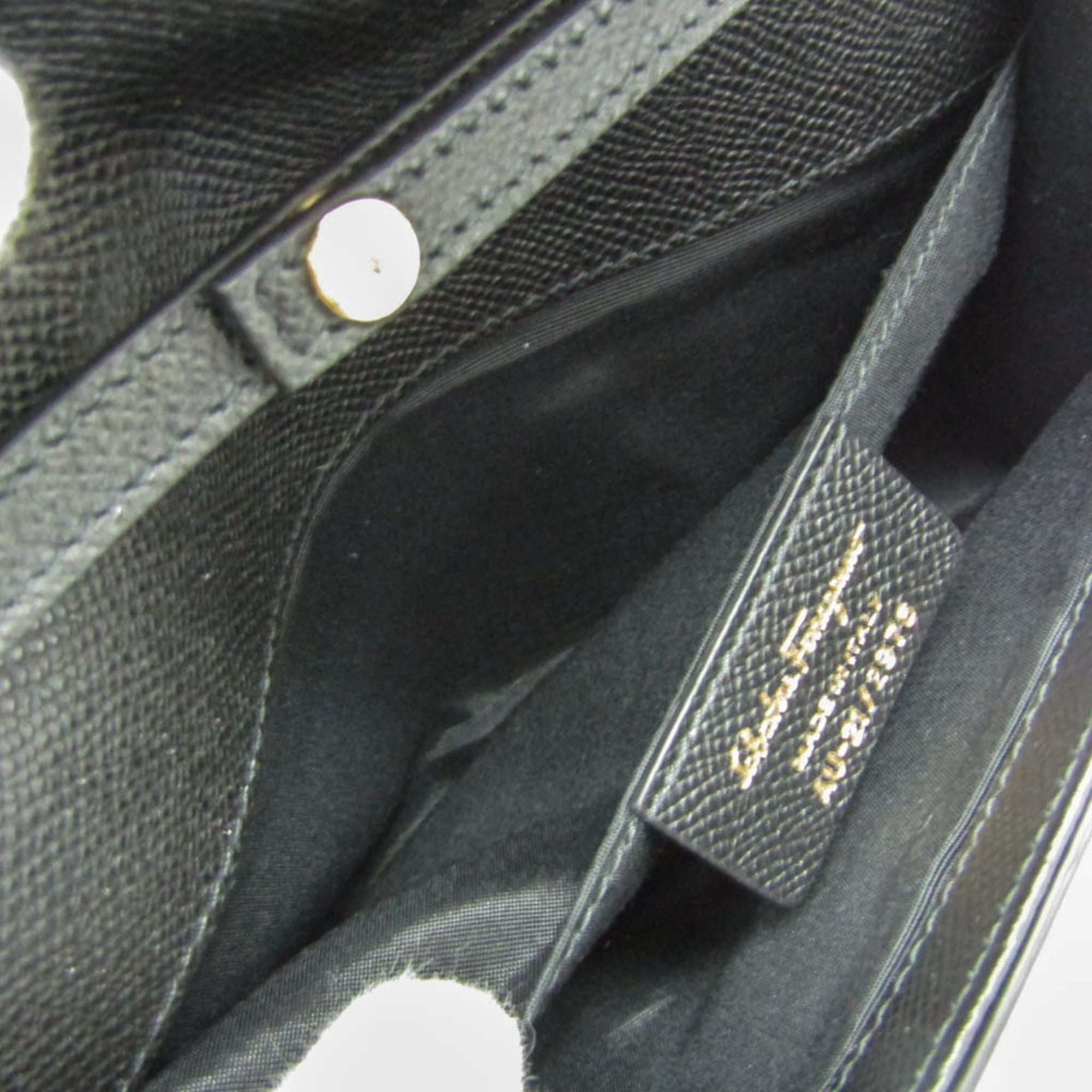 Salvatore Ferragamo Vara · Chain Clutch