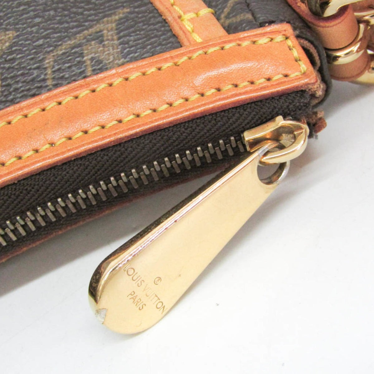 Louis Vuitton Tulam GM · Monogram