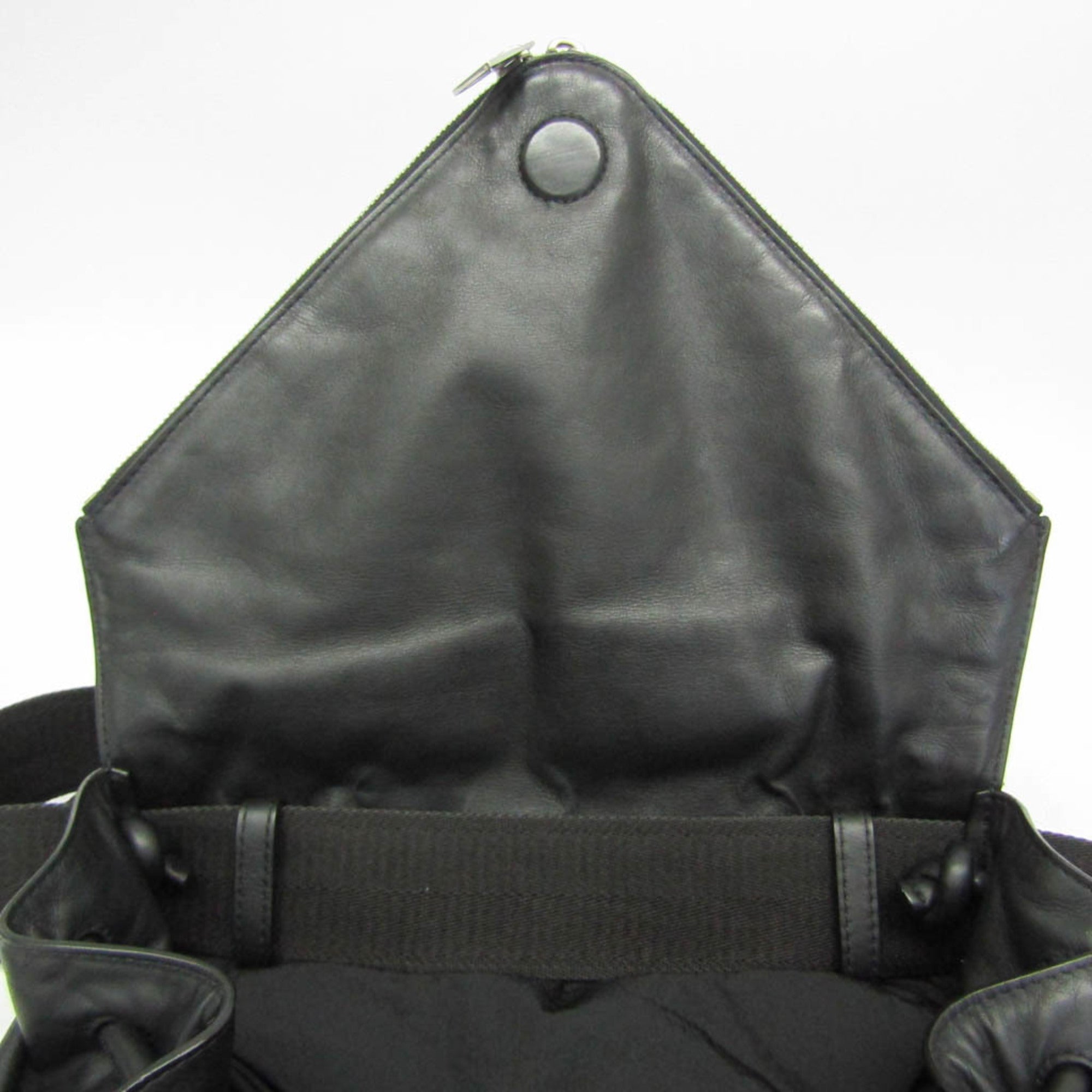 Bottega Veneta Beak Belt Bag · Leather