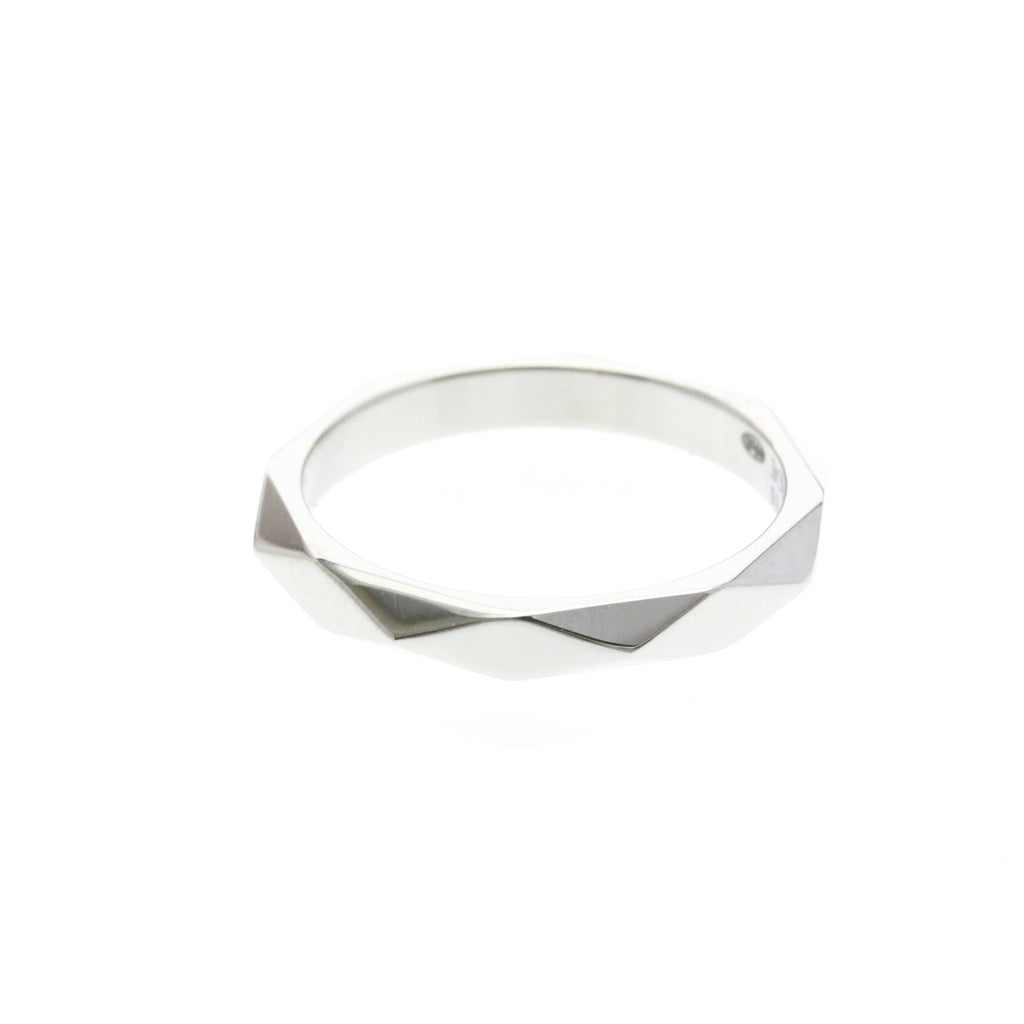 Boucheron Faceted · Platinum