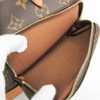 Louis Vuitton Montsouris MM · Monogram