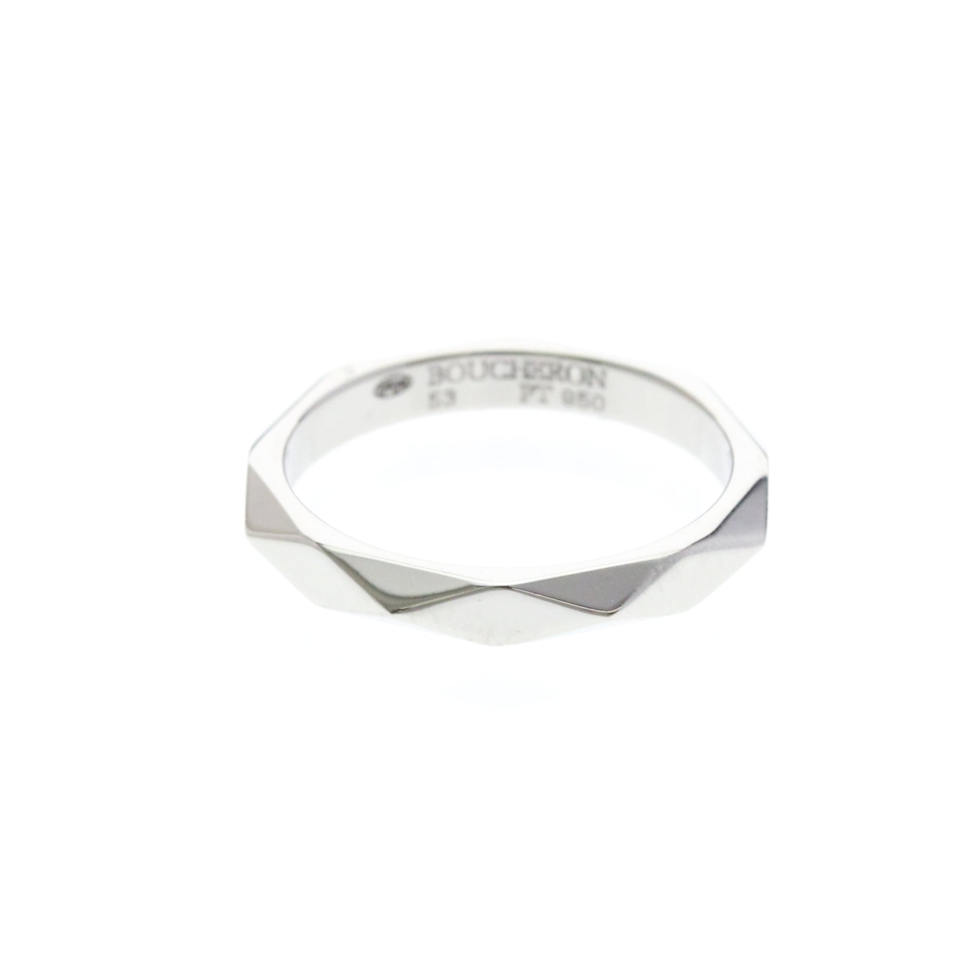 Boucheron Faceted · Platinum