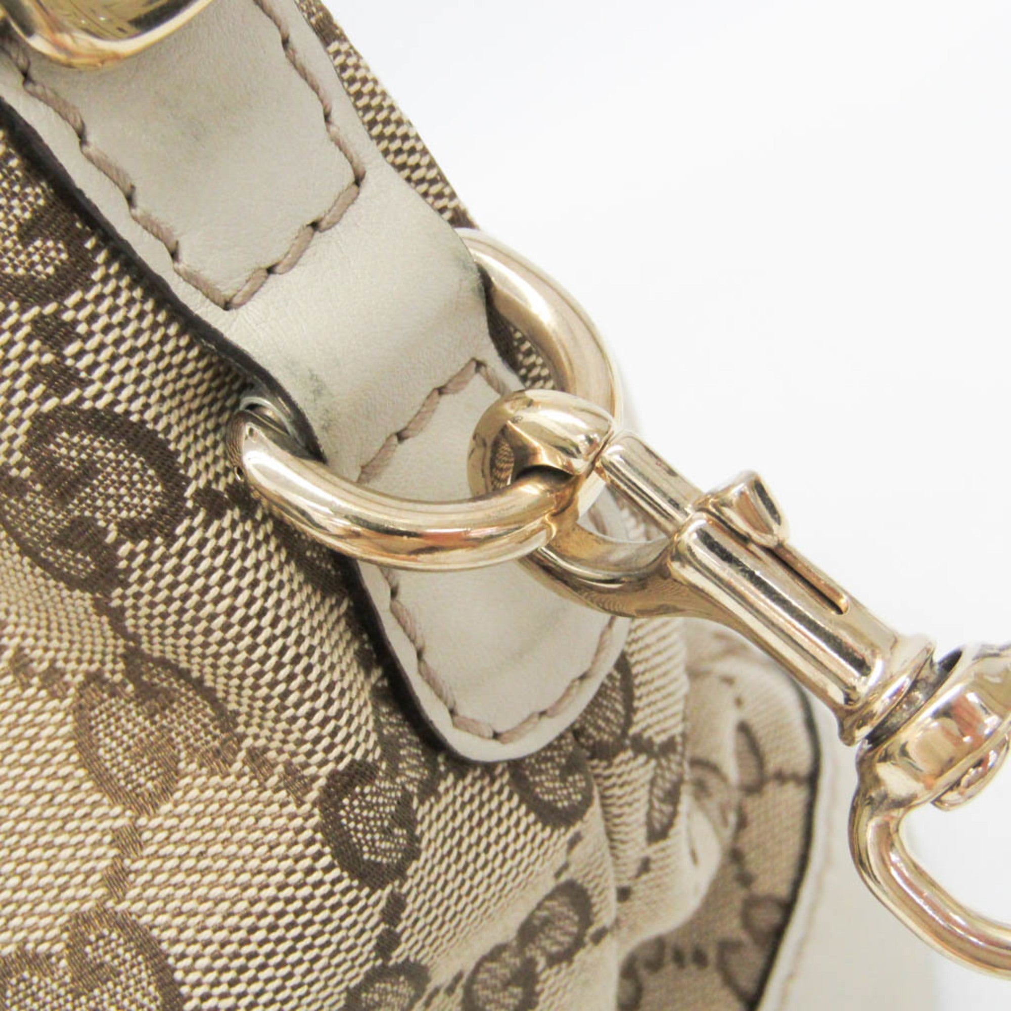 Gucci Sukey · GG Canvas