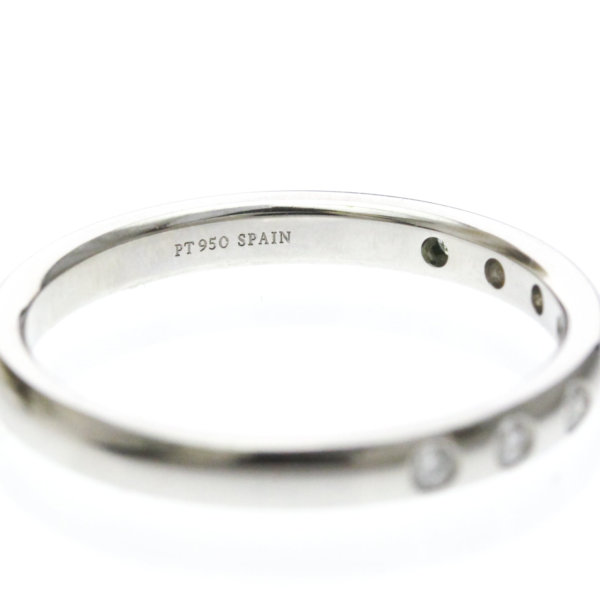 Tiffany Stacking Band · Platinum · 8 Diamonds