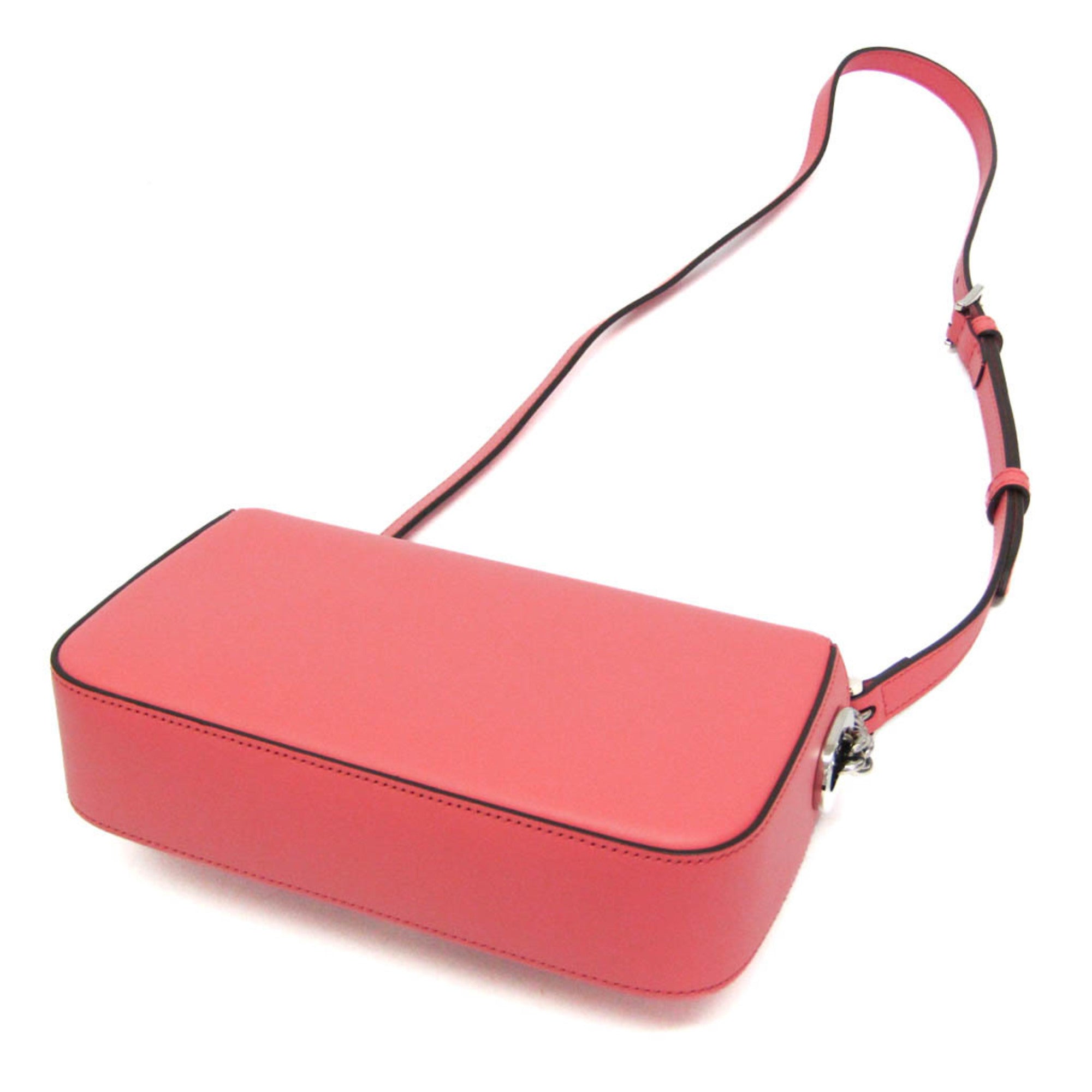 Gucci Double G · Leather Shoulder Bag