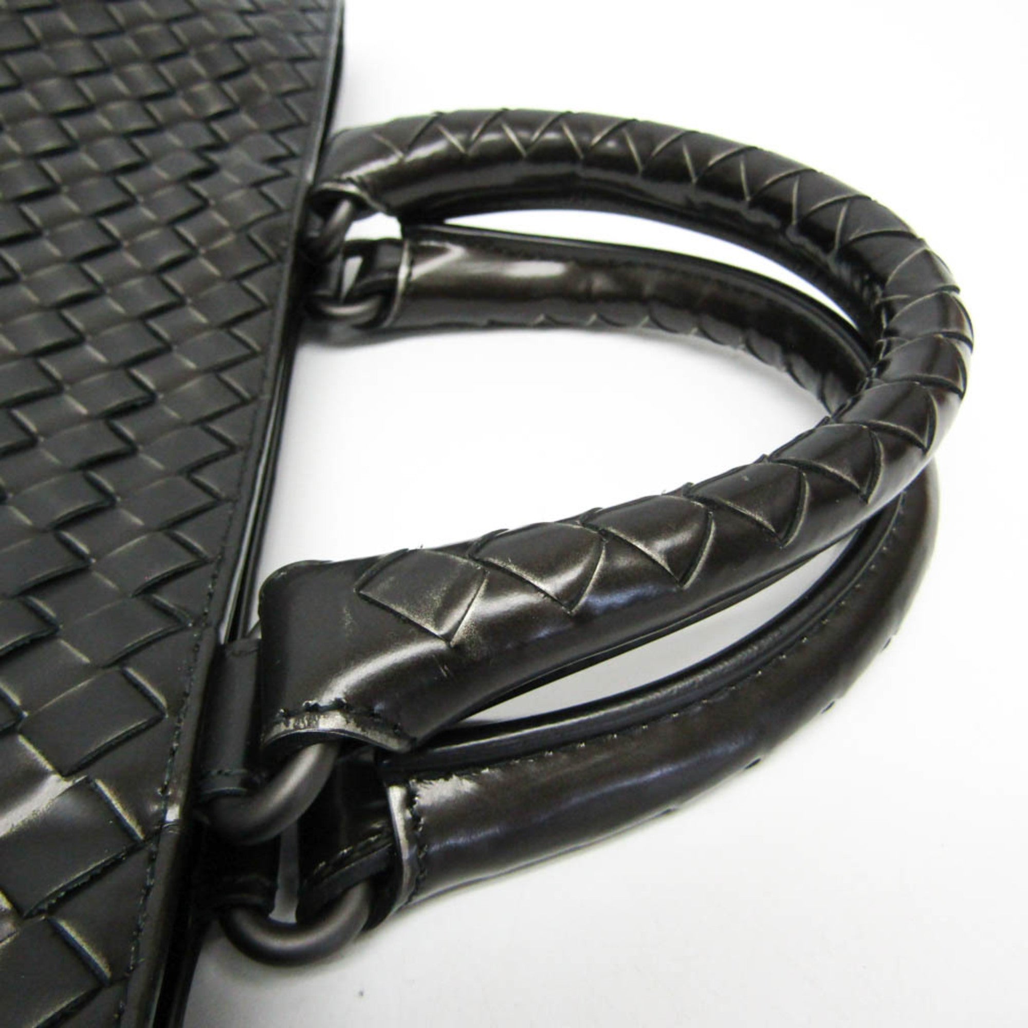 Bottega Veneta Intrecciato · Leather