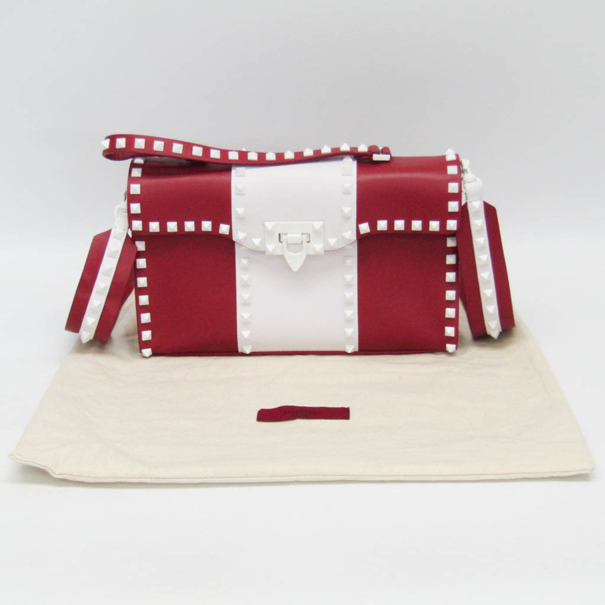 Valentino Garavani Spike Lockstuds · Leather