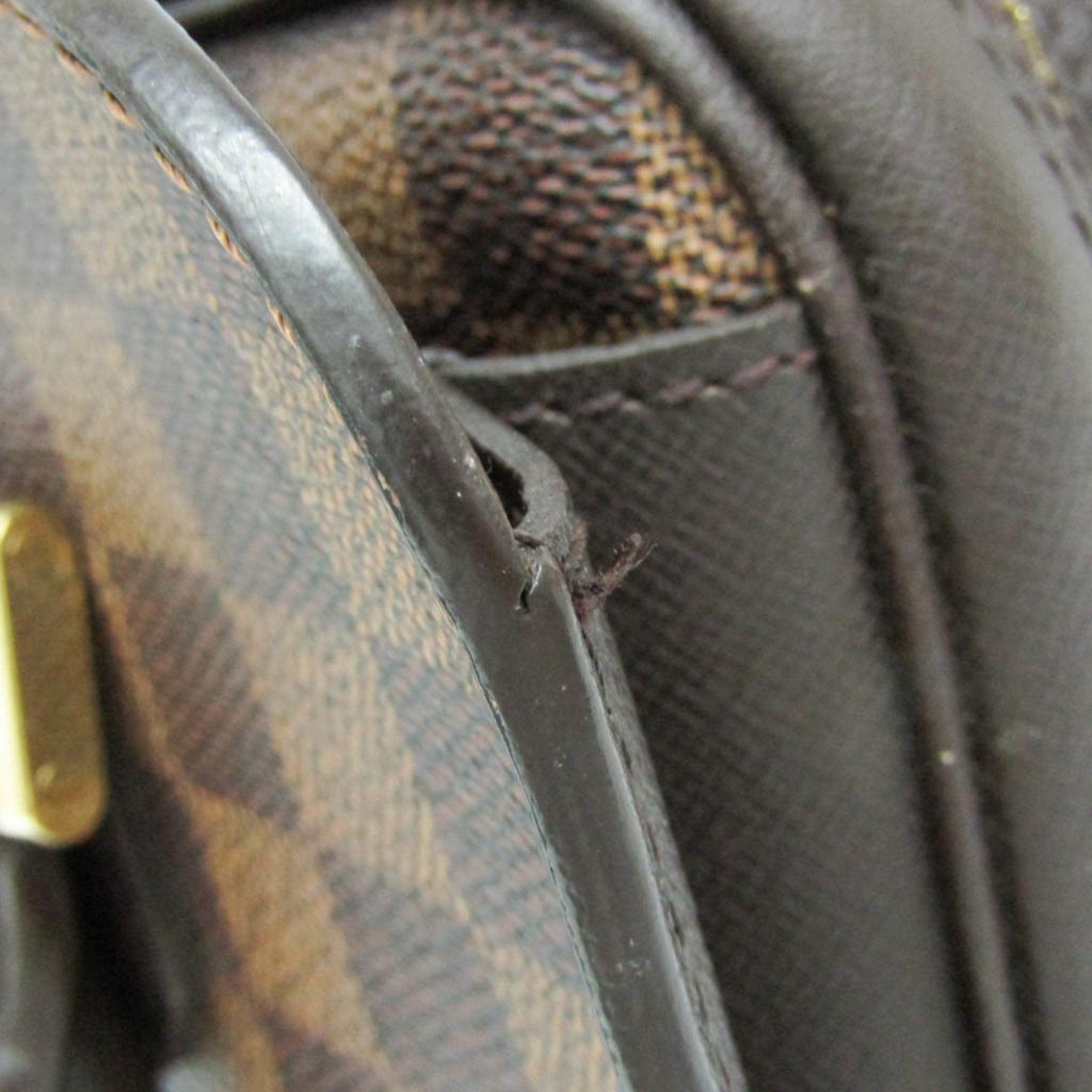 Louis Vuitton Damier Triana · Ebene