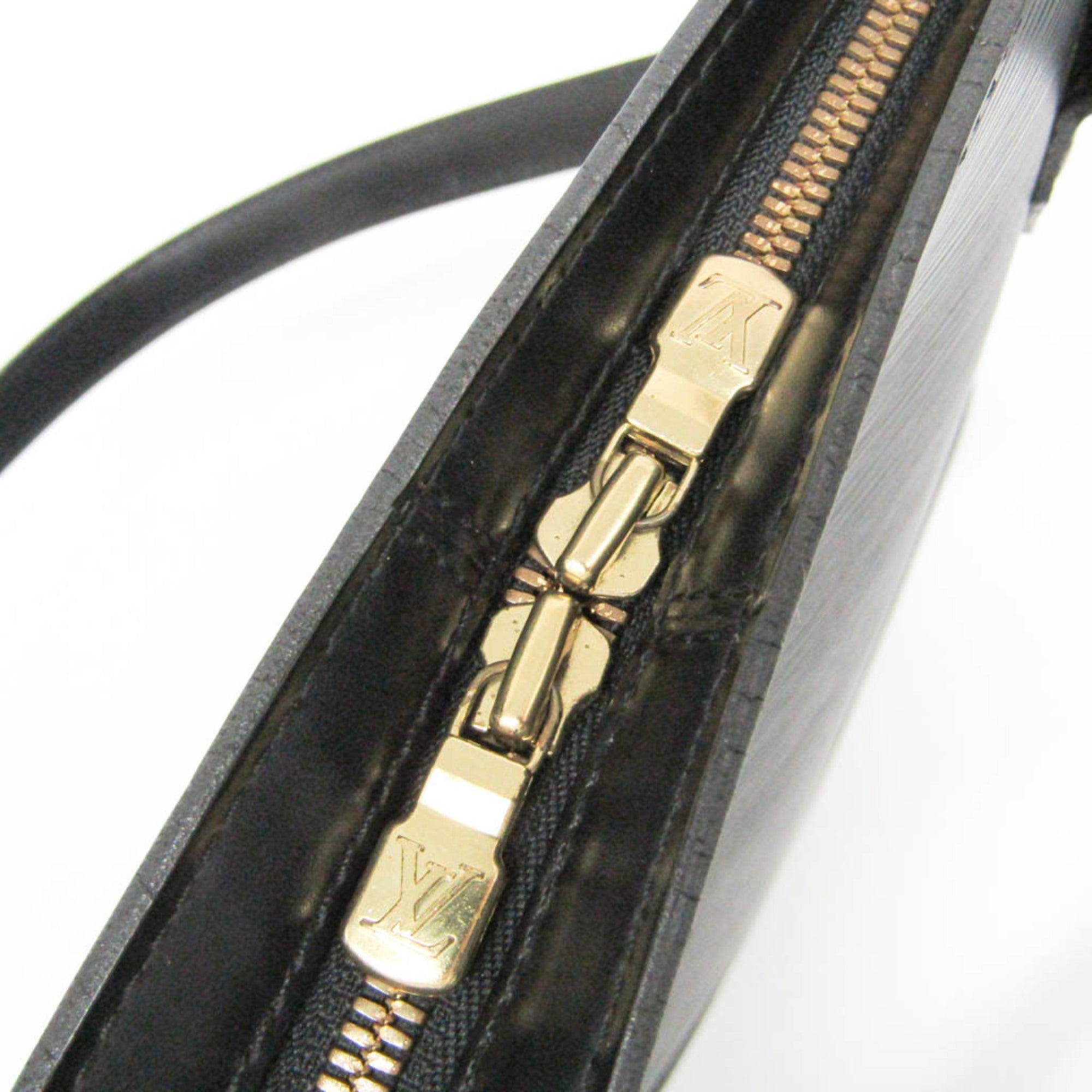 Louis Vuitton Epi Lussac · Shoulder Bag