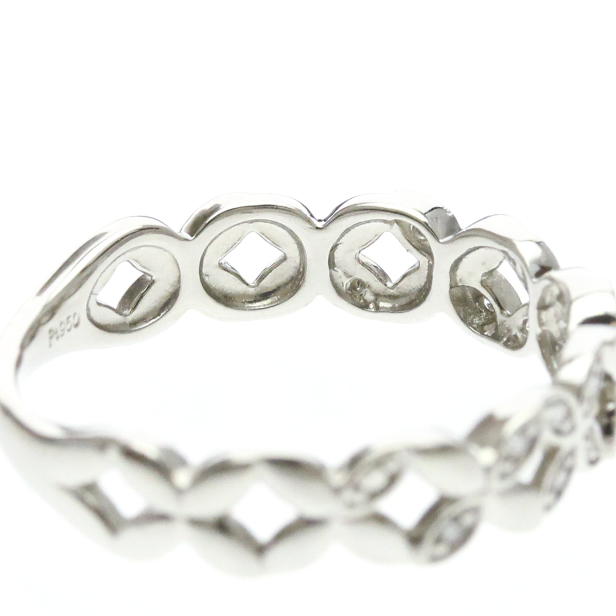 Vendome Aoyama Diamond Flower · Platinum