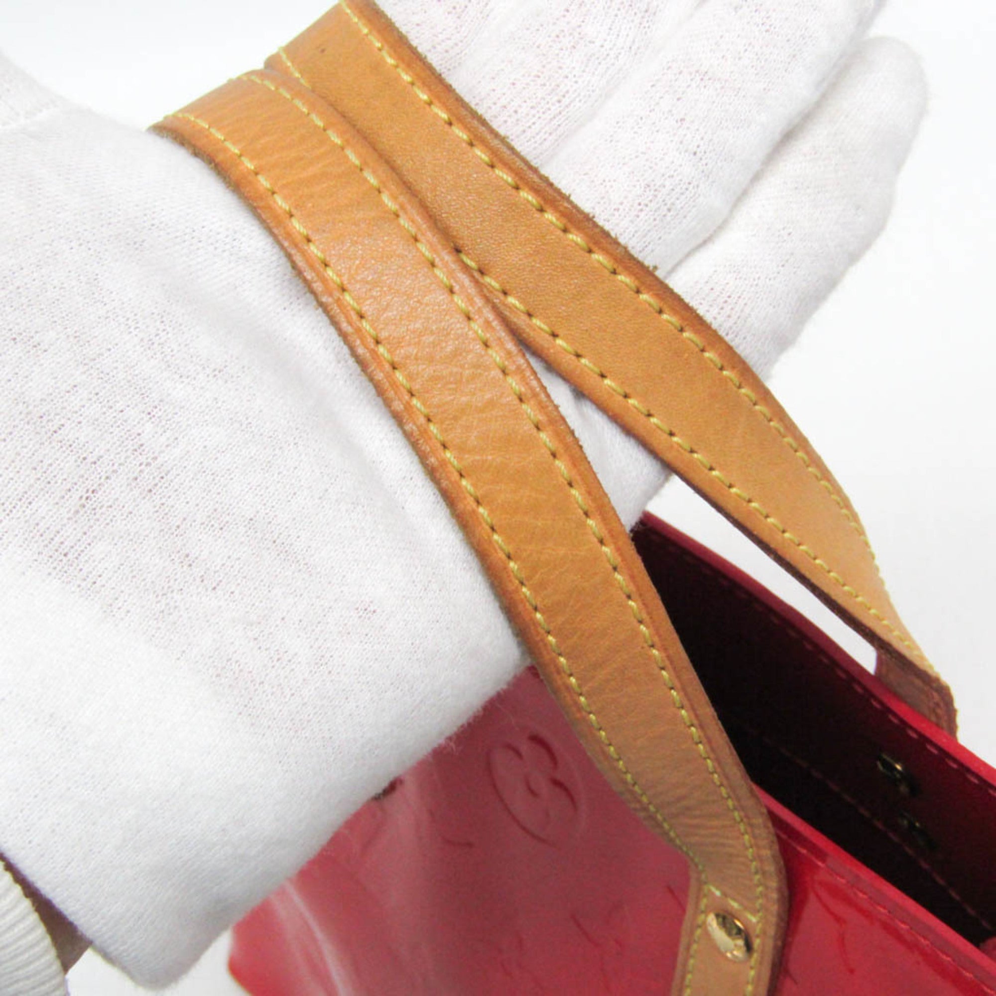 Louis Vuitton Vernis Reade PM · Rouge