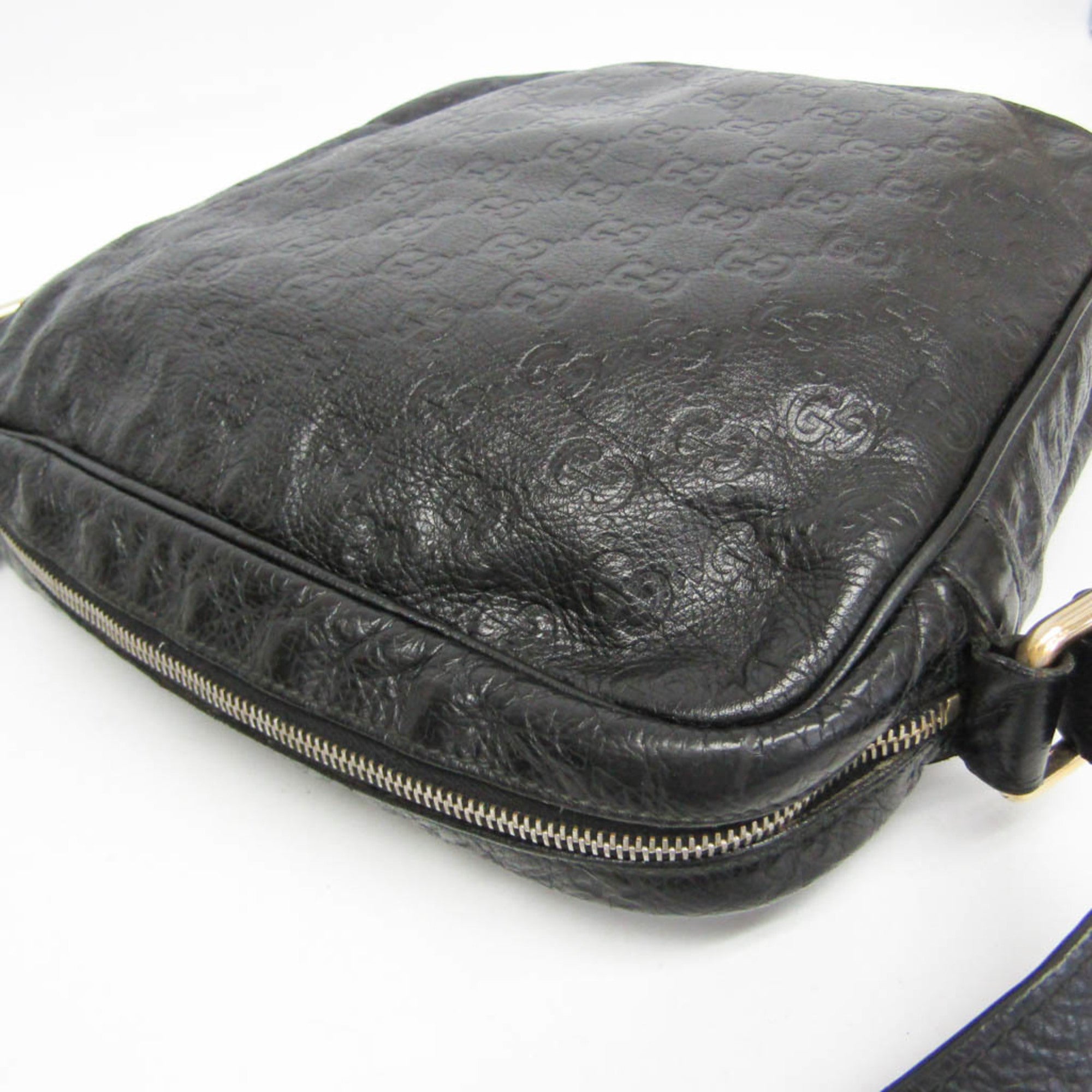 Gucci Guccissima · Embossed Leather