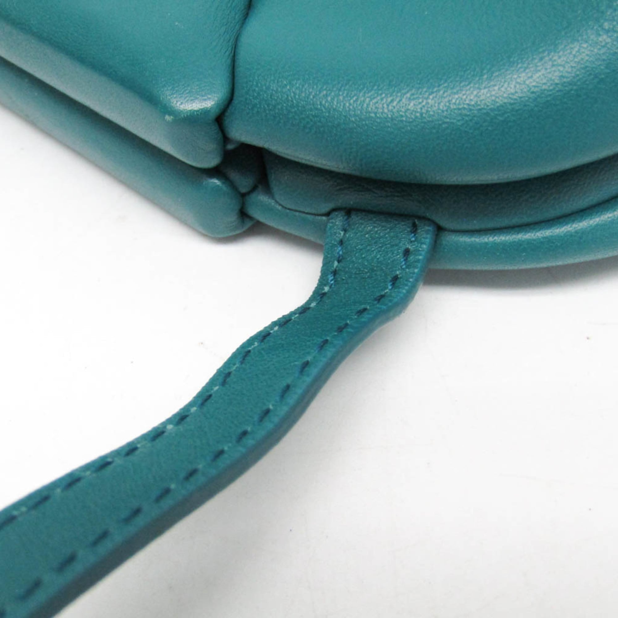 Bottega Veneta Point Small · Leather