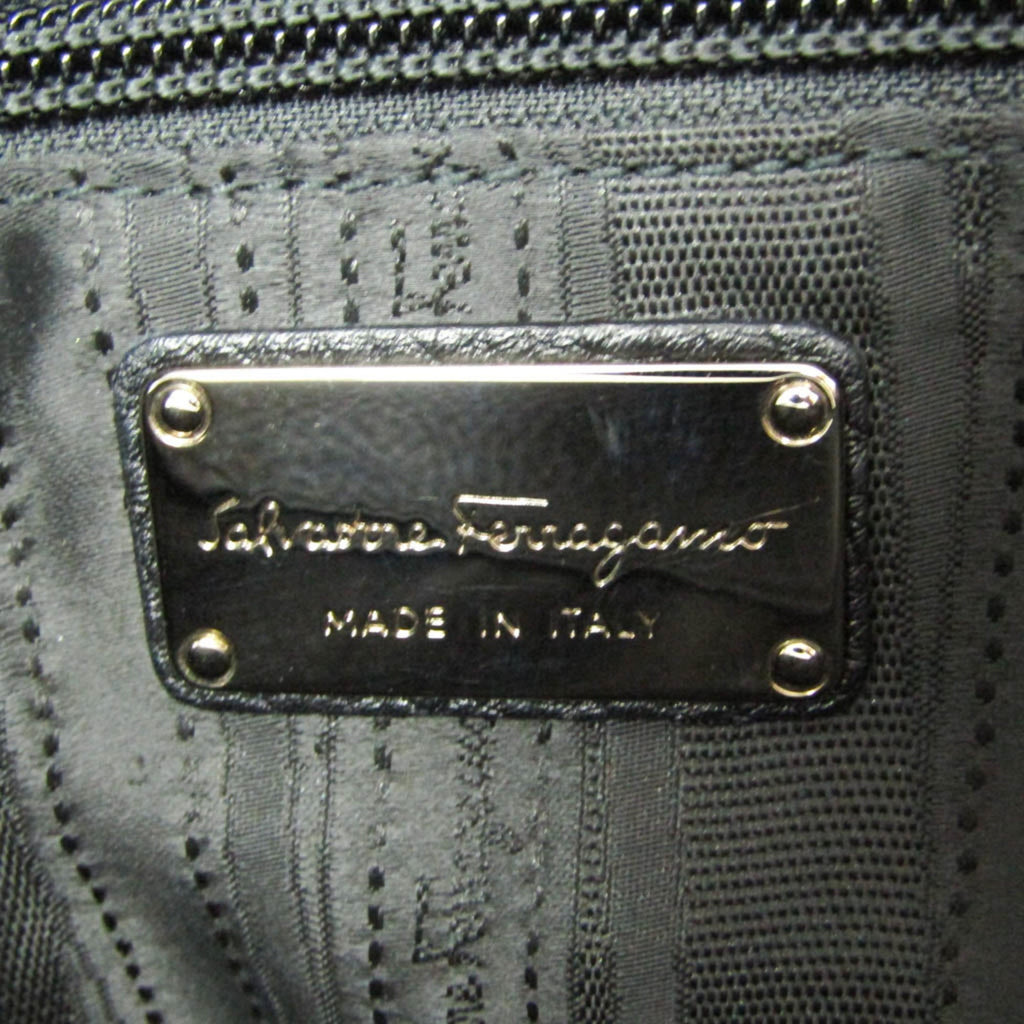 Salvatore Ferragamo Gancini · Leather