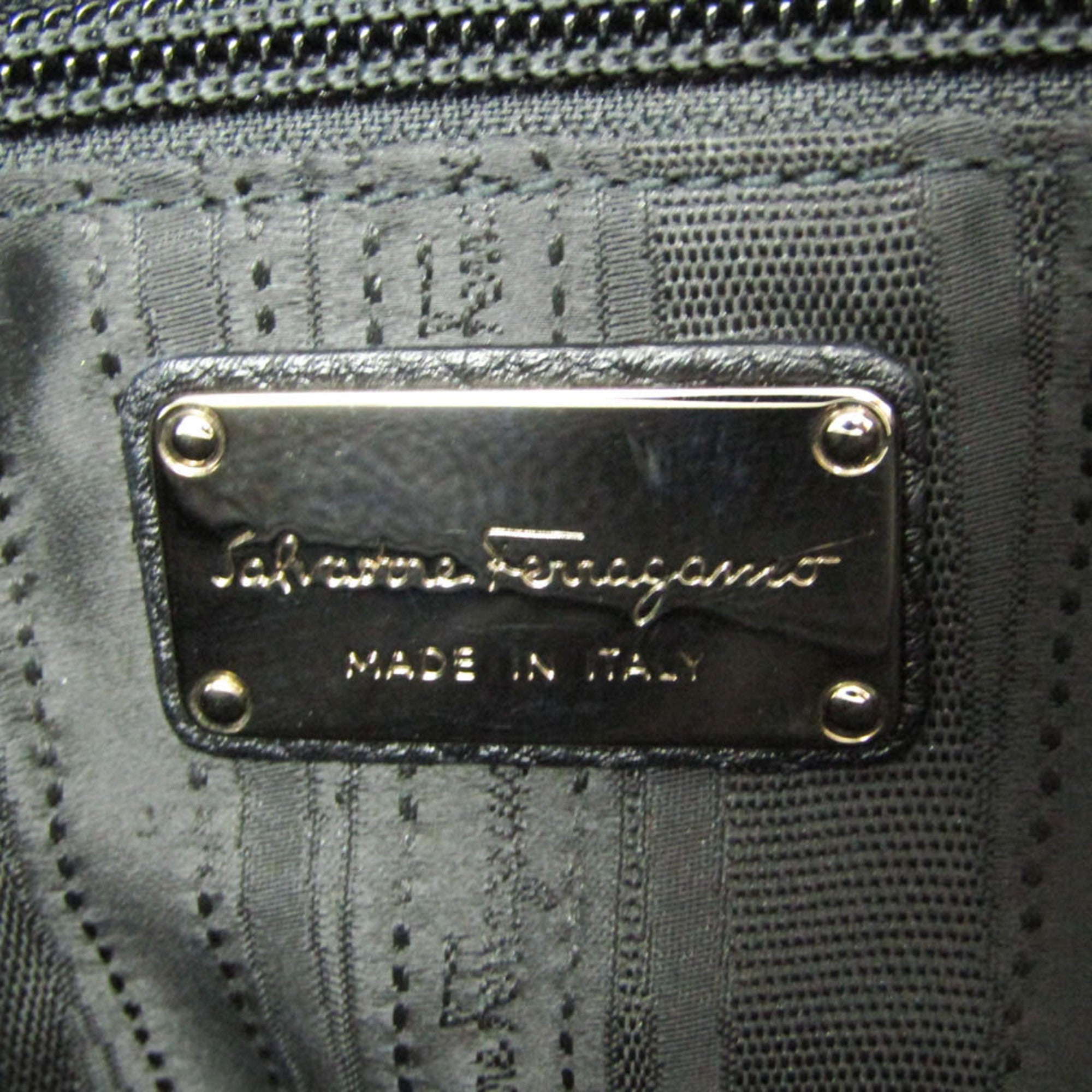Salvatore Ferragamo Gancini · Leather
