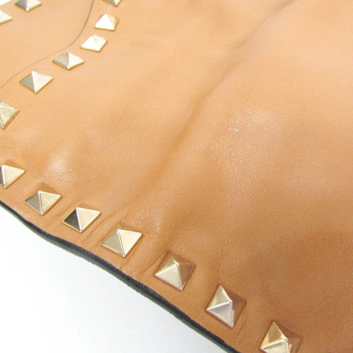 Valentino Garavani Lockstuds · Leather