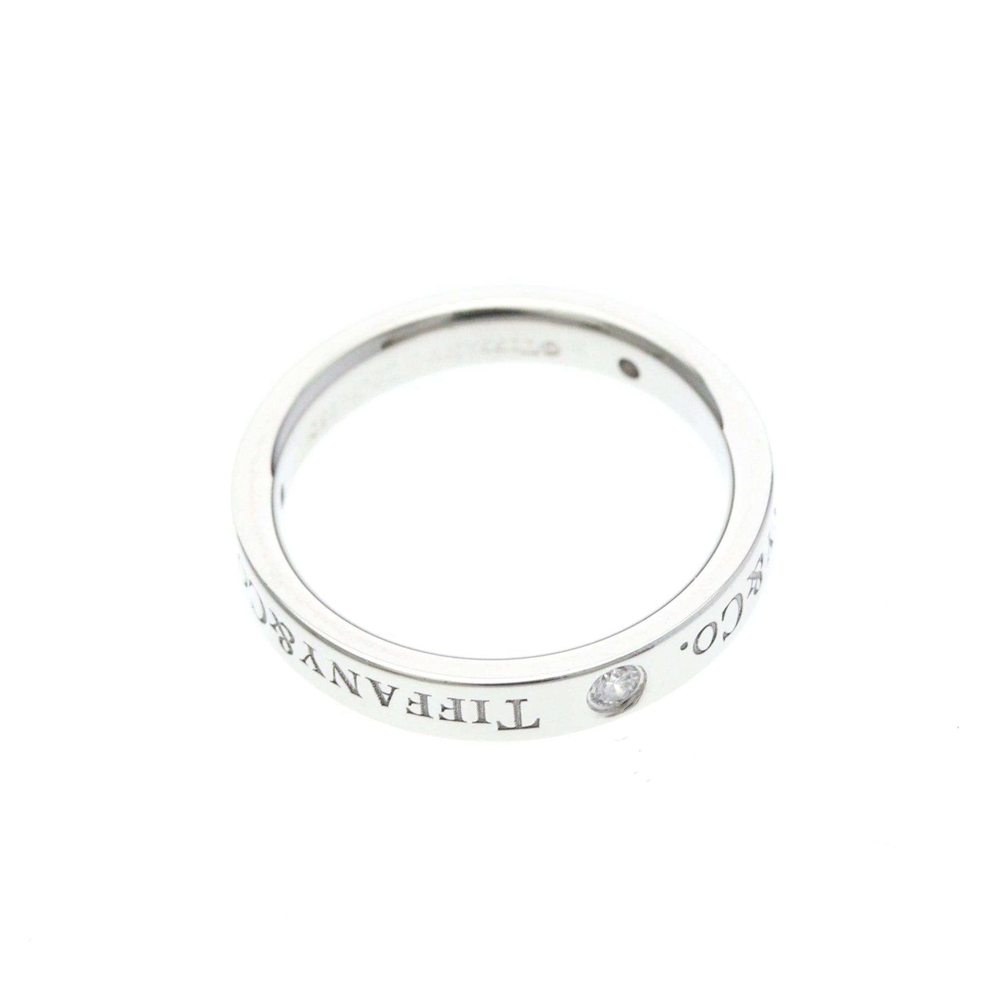 Tiffany Three Diamond · Platinum