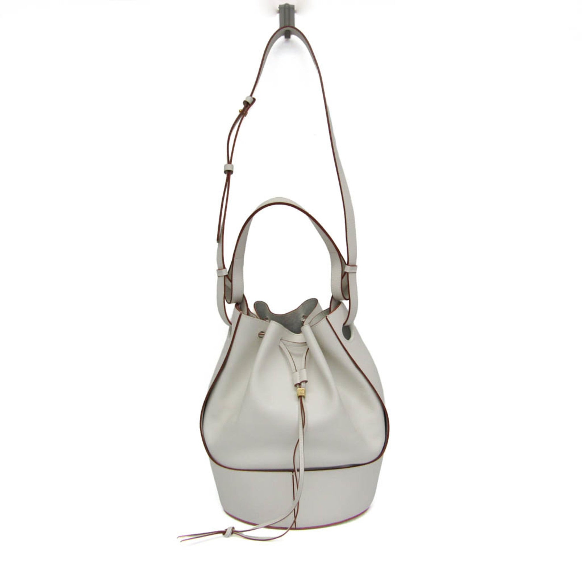 Loewe Balloon Medium · Leather