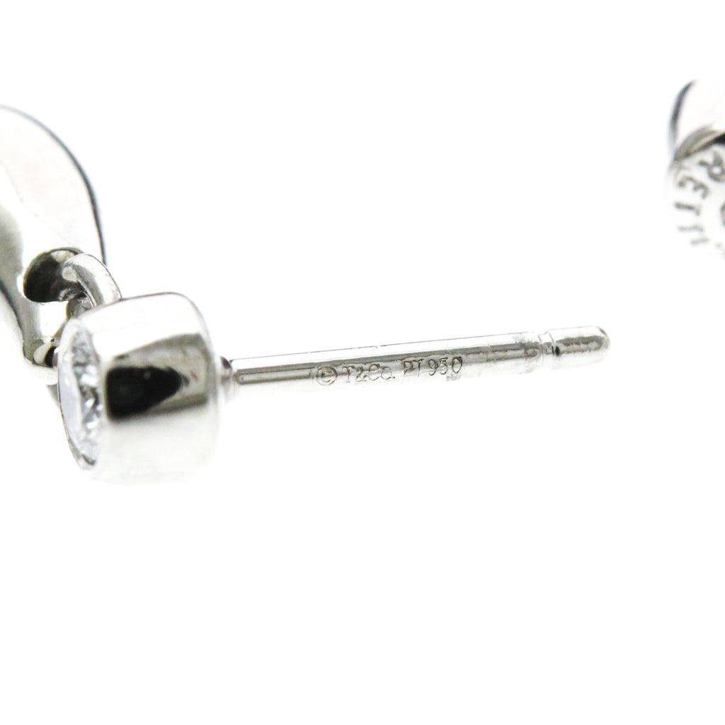 Tiffany Teardrop · Diamond · Platinum