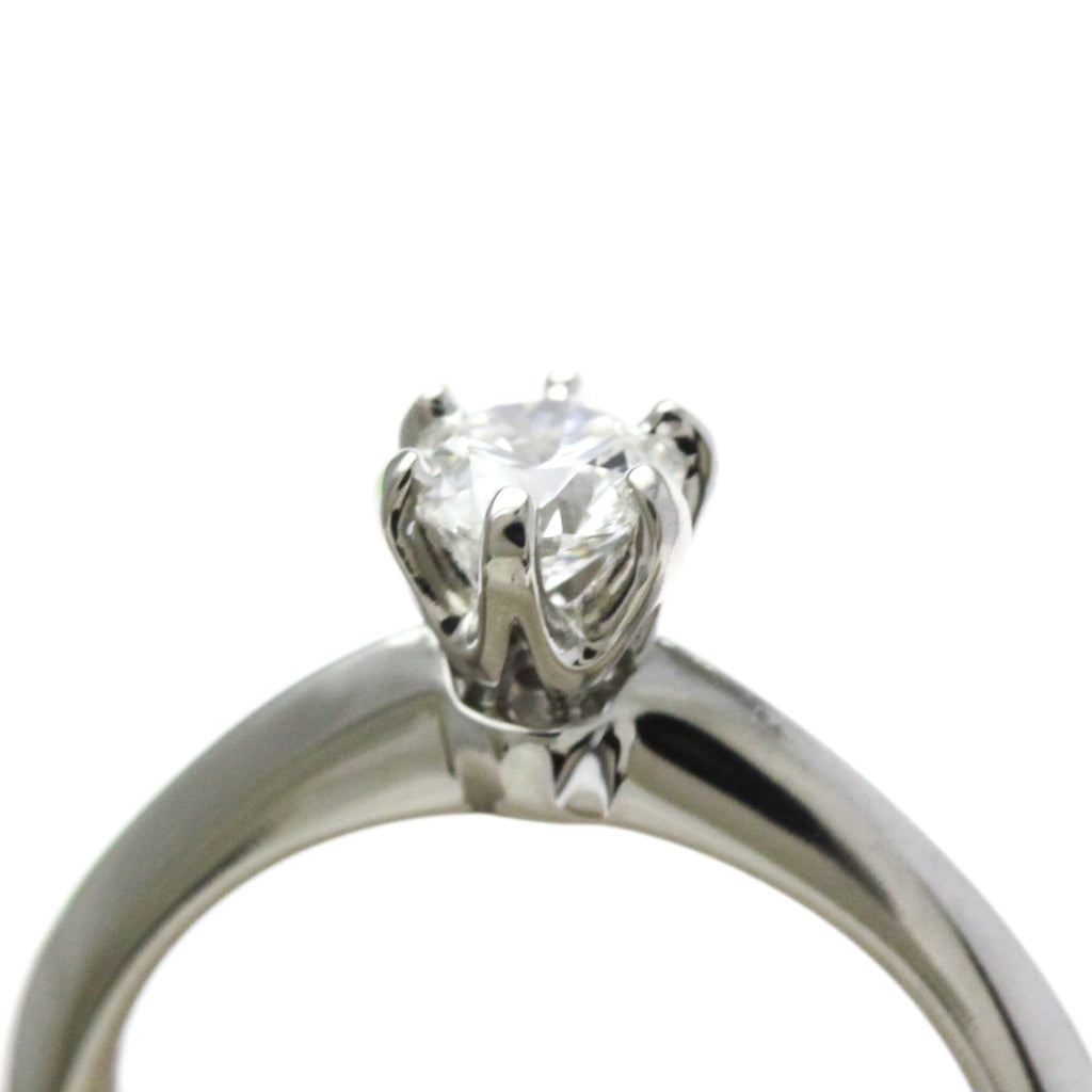 Tiffany Solitaire Diamond · Platinum