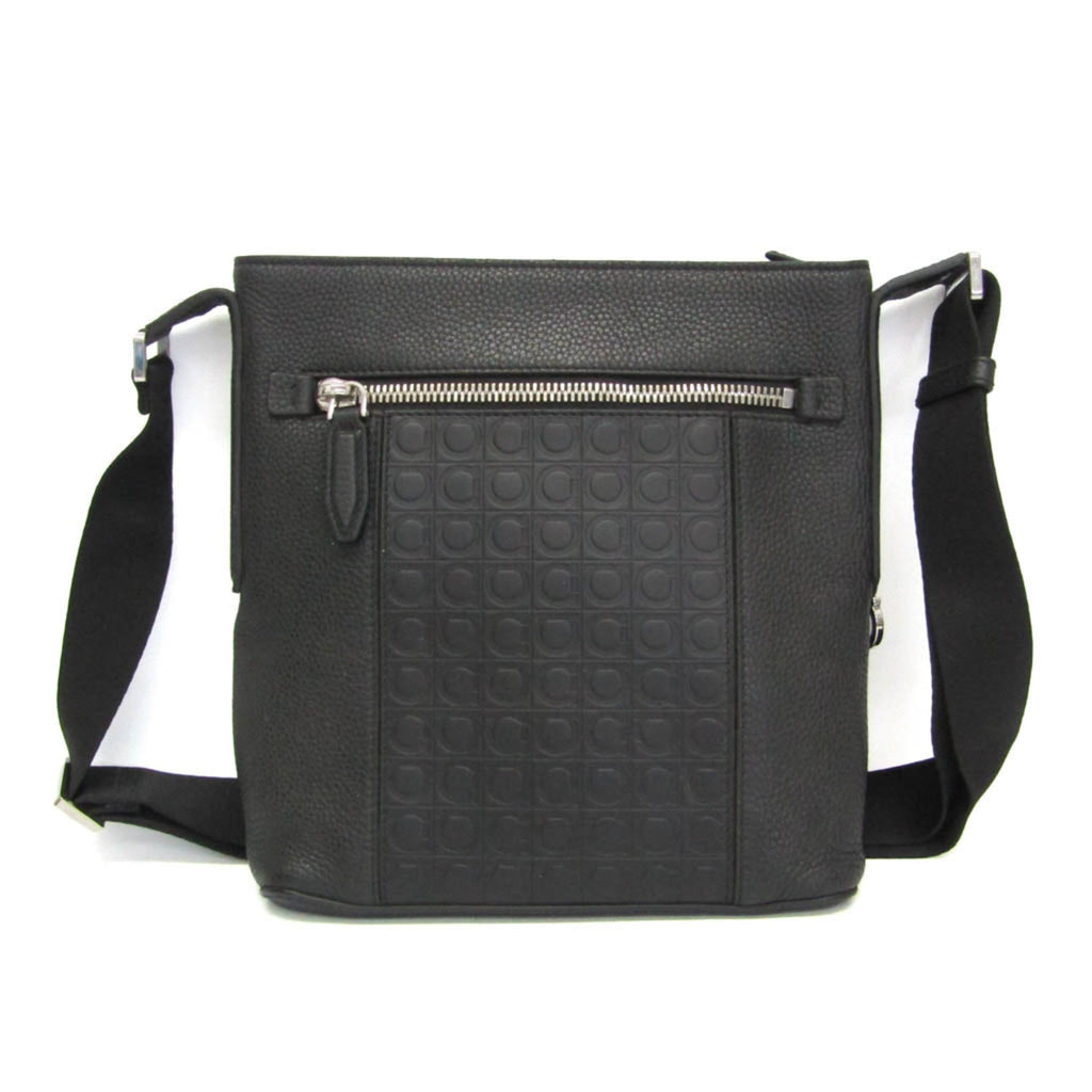 Salvatore Ferragamo Gancini · Leather