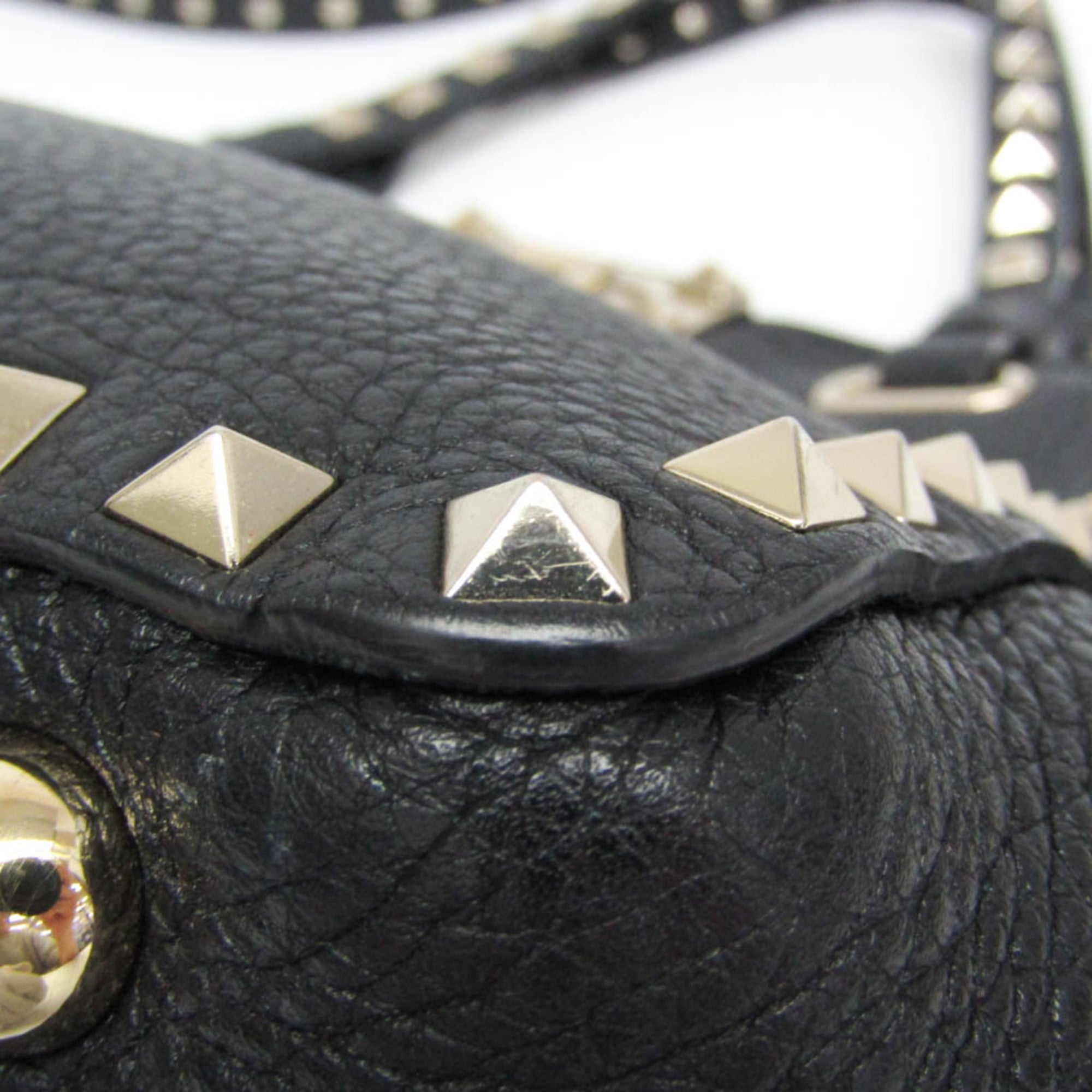 Valentino Garavani Lock Studs · Leather
