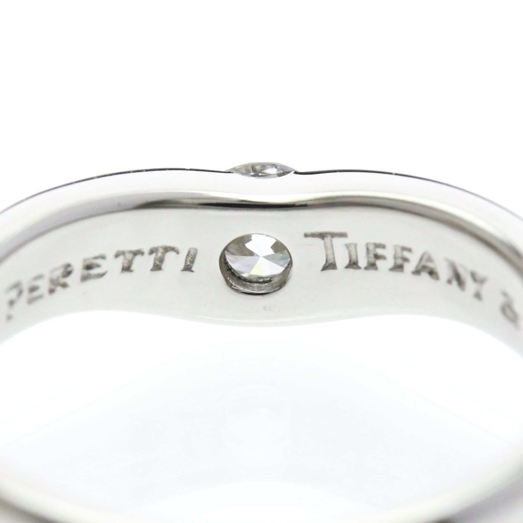 Tiffany Curved Band · Platinum · Diamond