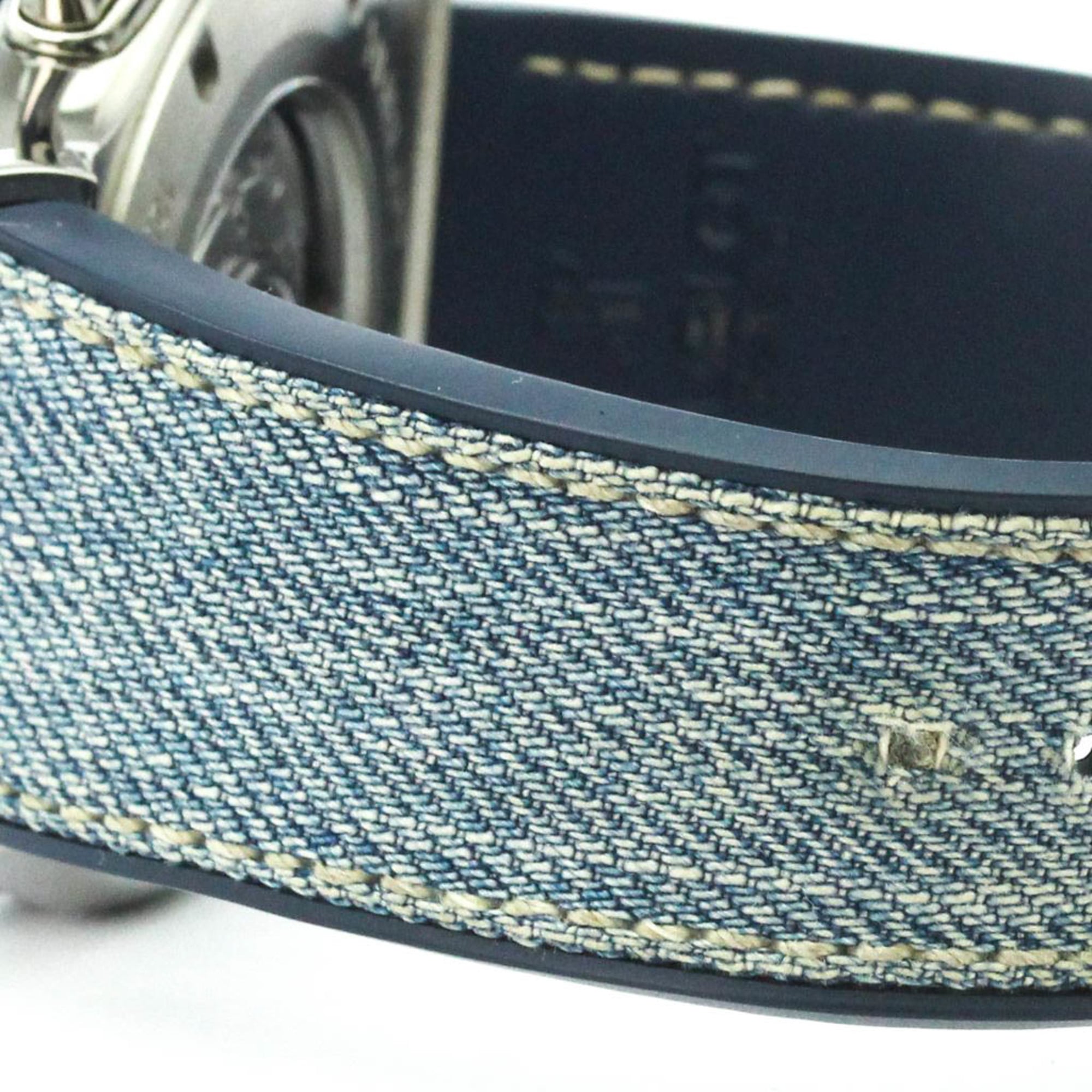 Hublot Classic Fusion Jeans · Titanium · Denim