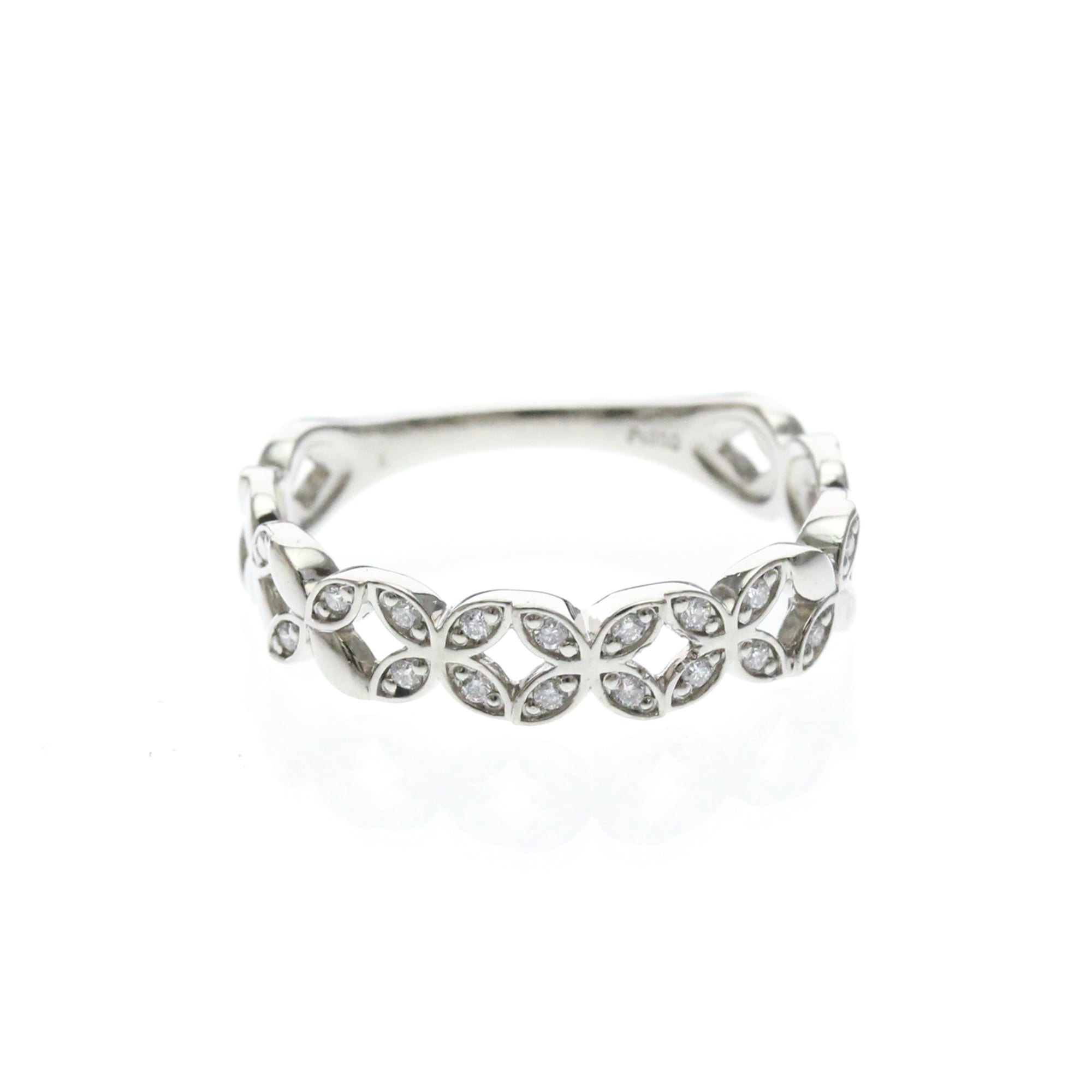 Vendome Aoyama Diamond Flower · Platinum