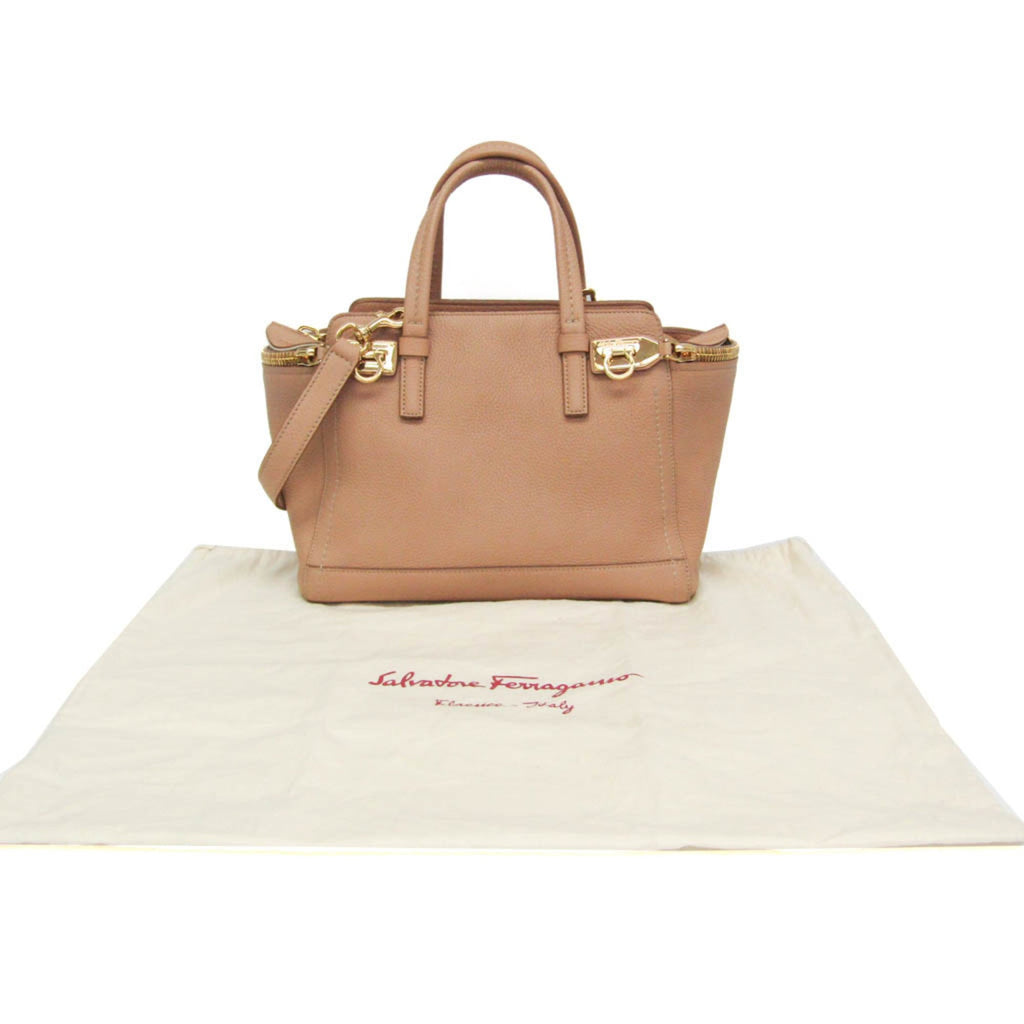 Salvatore Ferragamo Gancini · Leather
