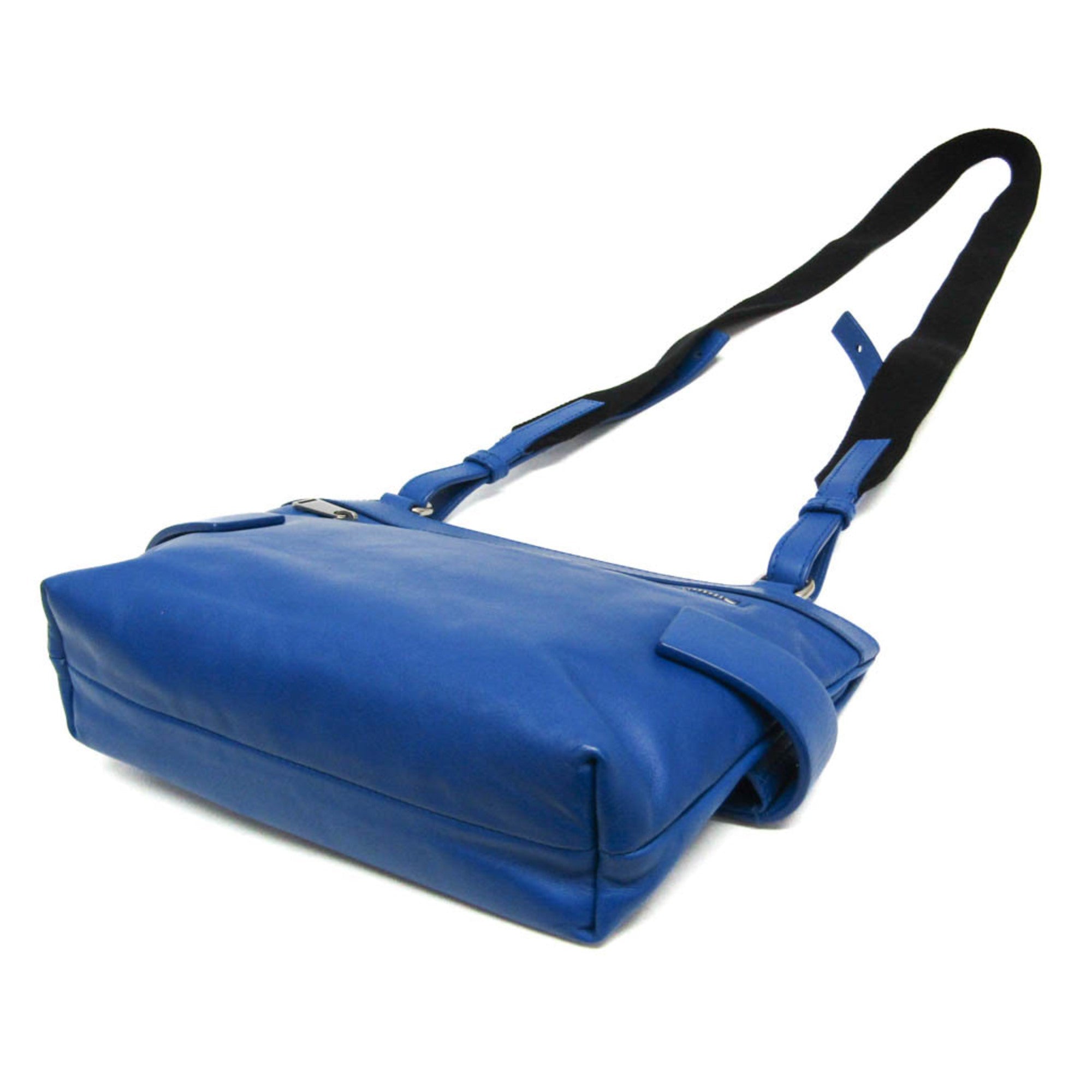 Bottega Veneta Wearable Pouch · Leather