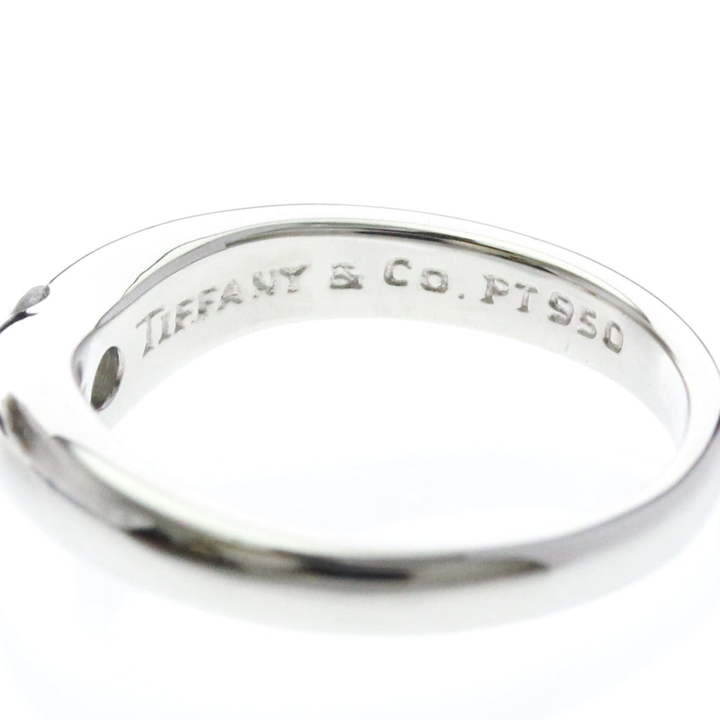 Tiffany Curved Band · Platinum · Diamond