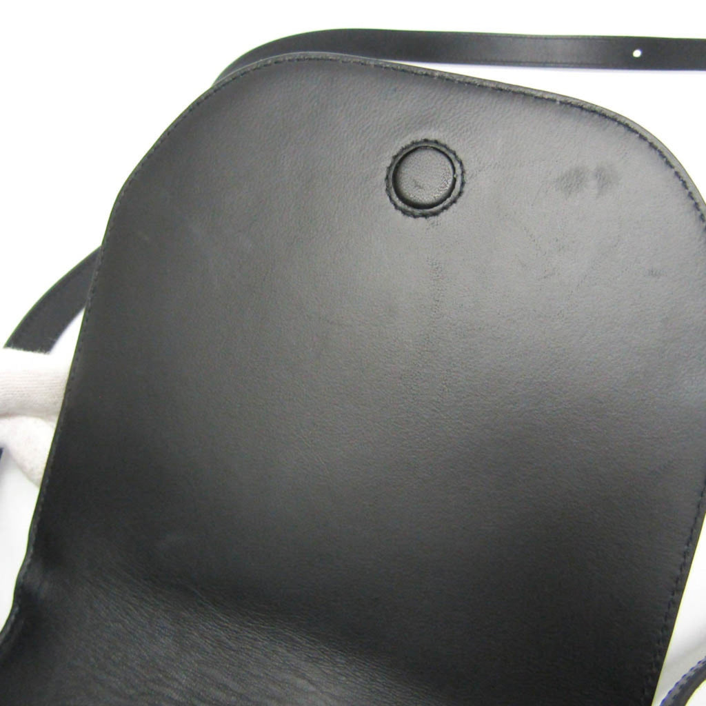 Burberry TB Monogram · Leather