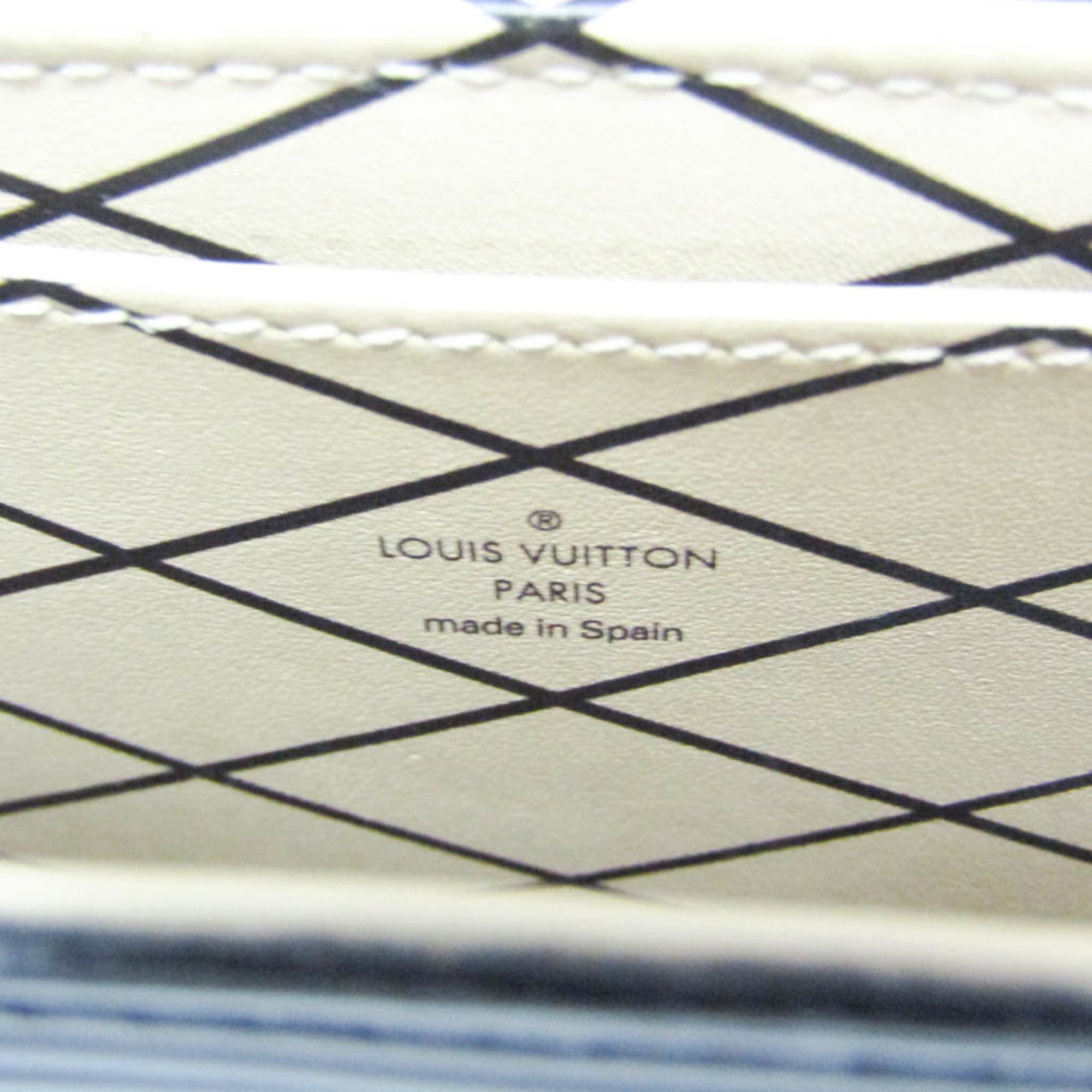 Louis Vuitton Epi Trunk Vertical