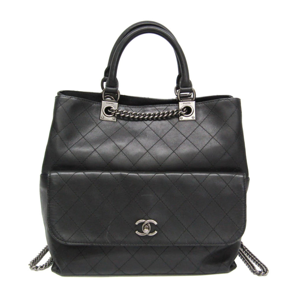 Chanel Diamond Stitch · Chain Shoulder