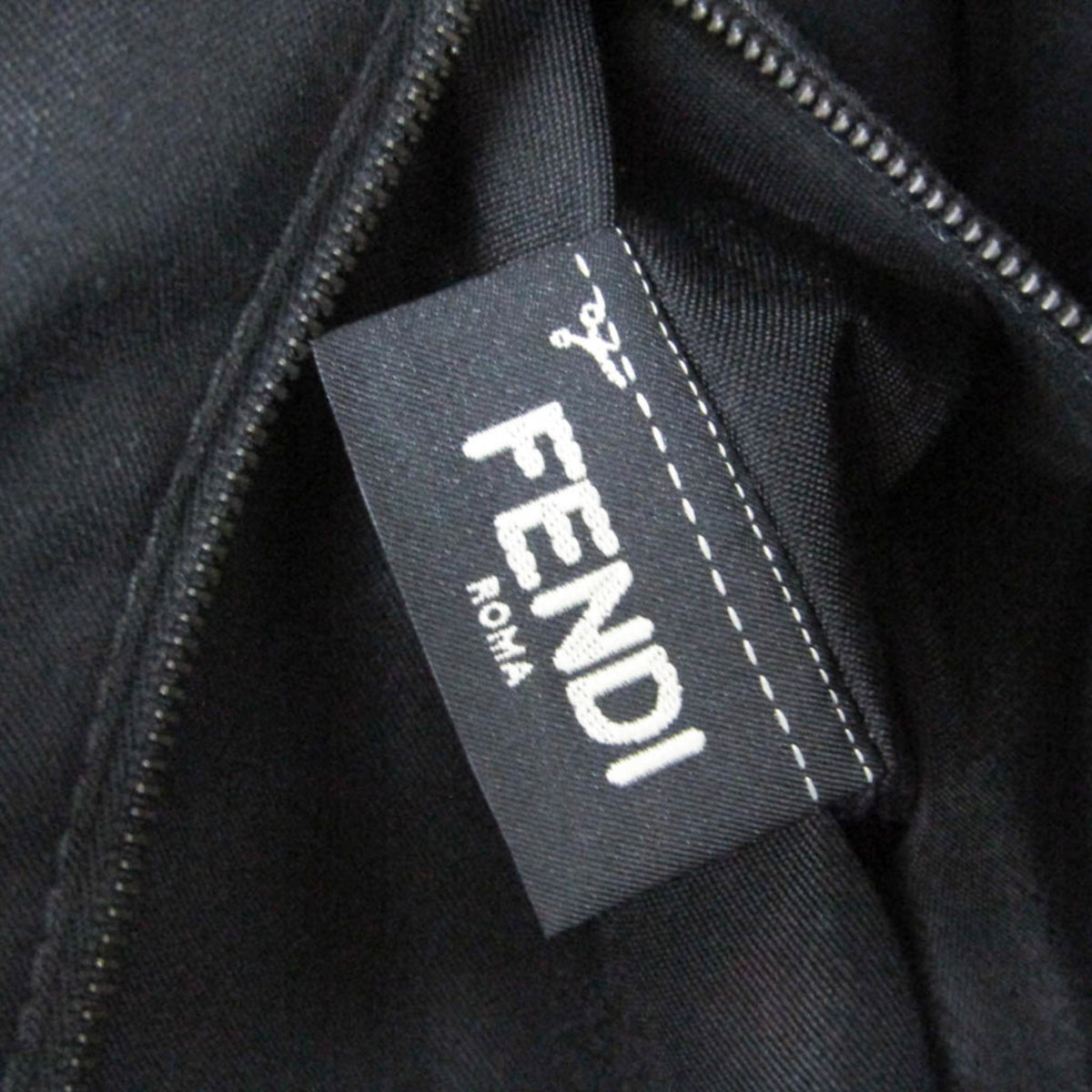 Fendi Crossbody · Leather Messenger