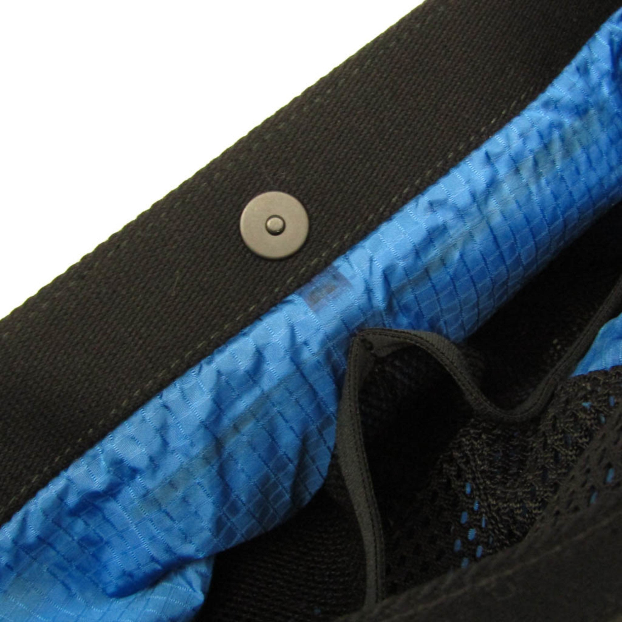 Bottega Veneta Bucket Messenger · Nylon